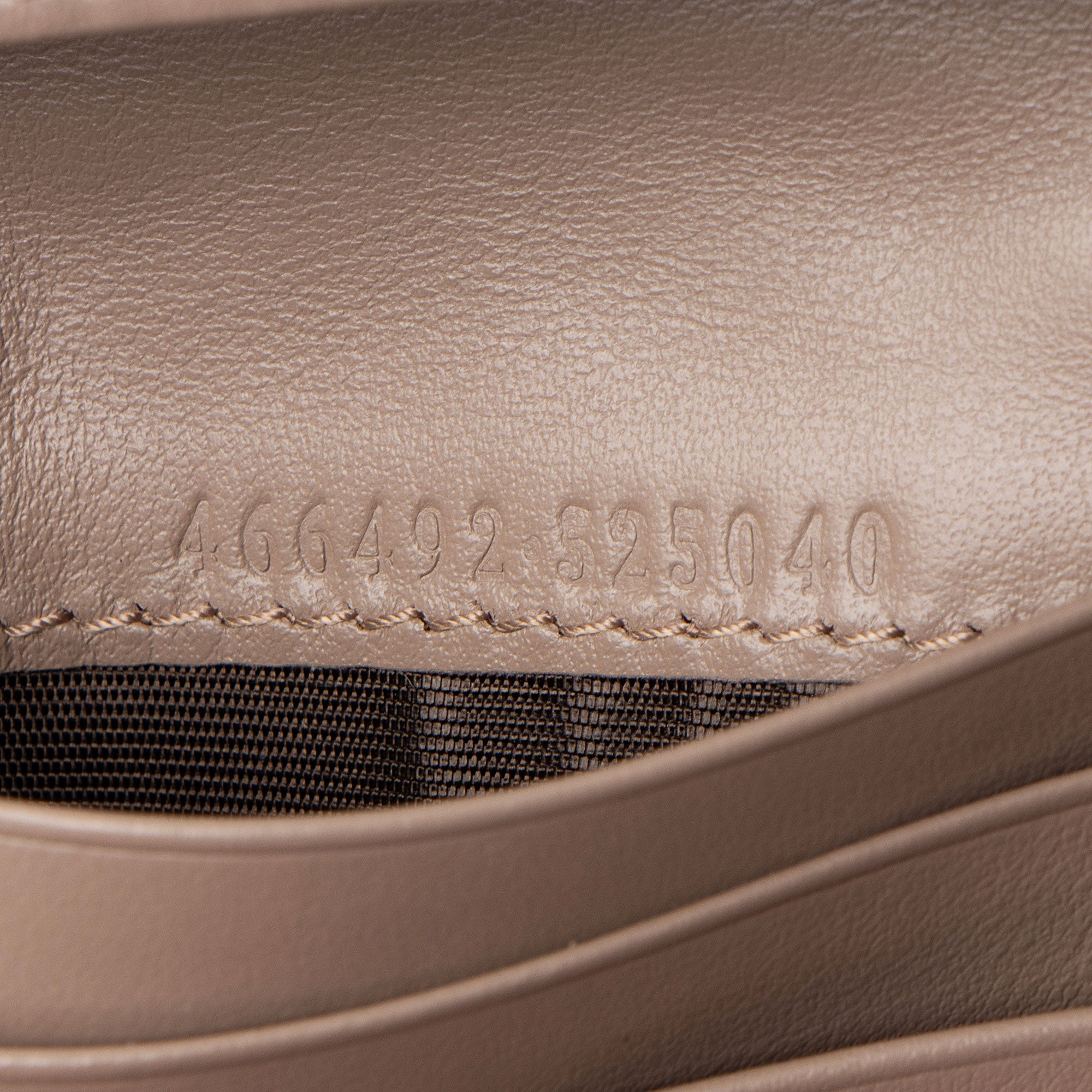 Gucci Matelasse Leather GG Marmont Card Wallet