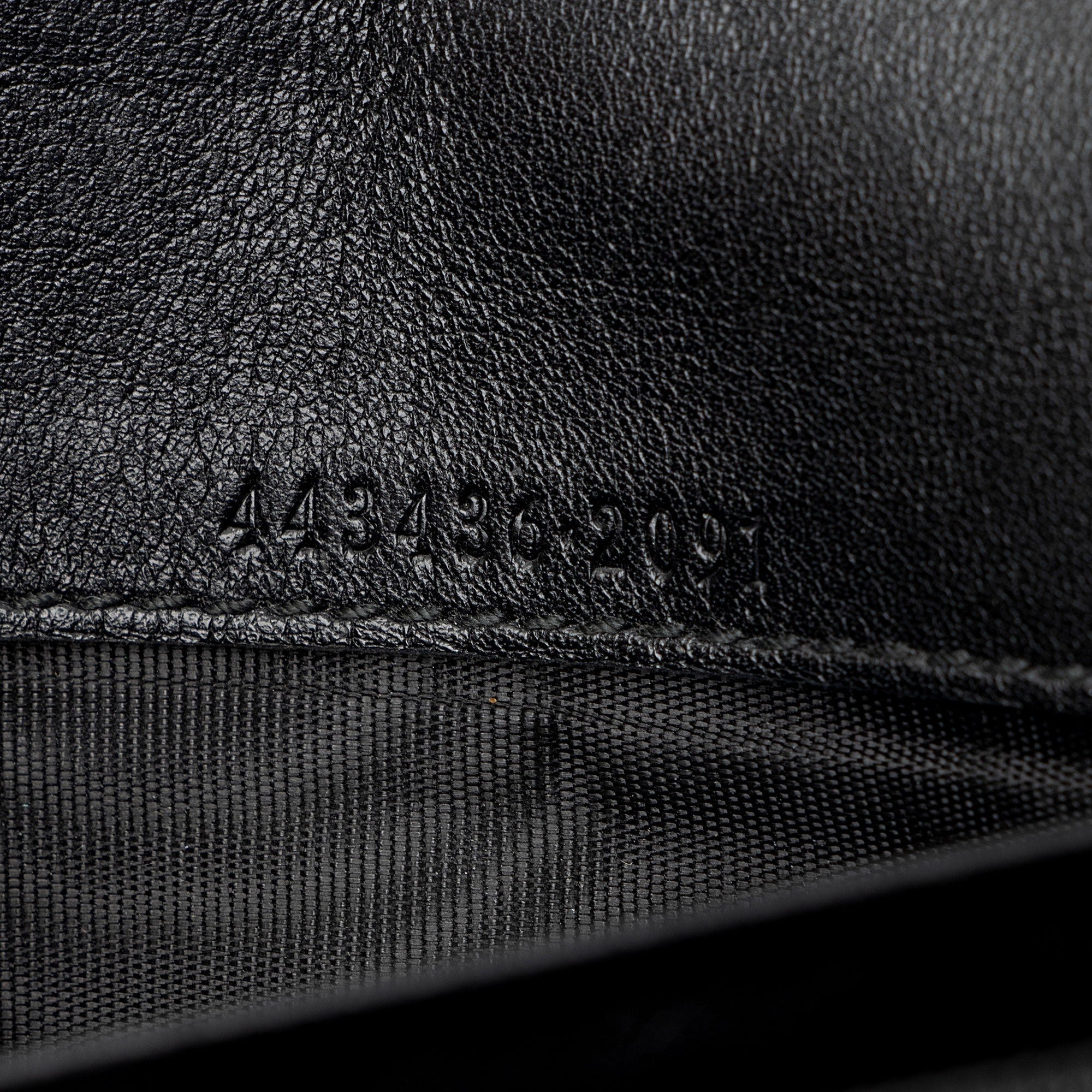 Gucci Matelasse Leather GG Marmont Continental Wallet