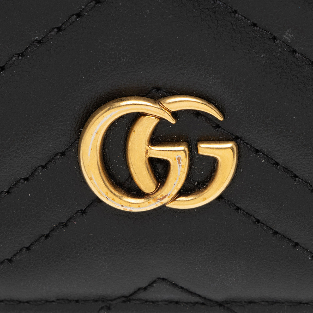 Gucci Matelasse Leather GG Marmont Keychain Card Holder