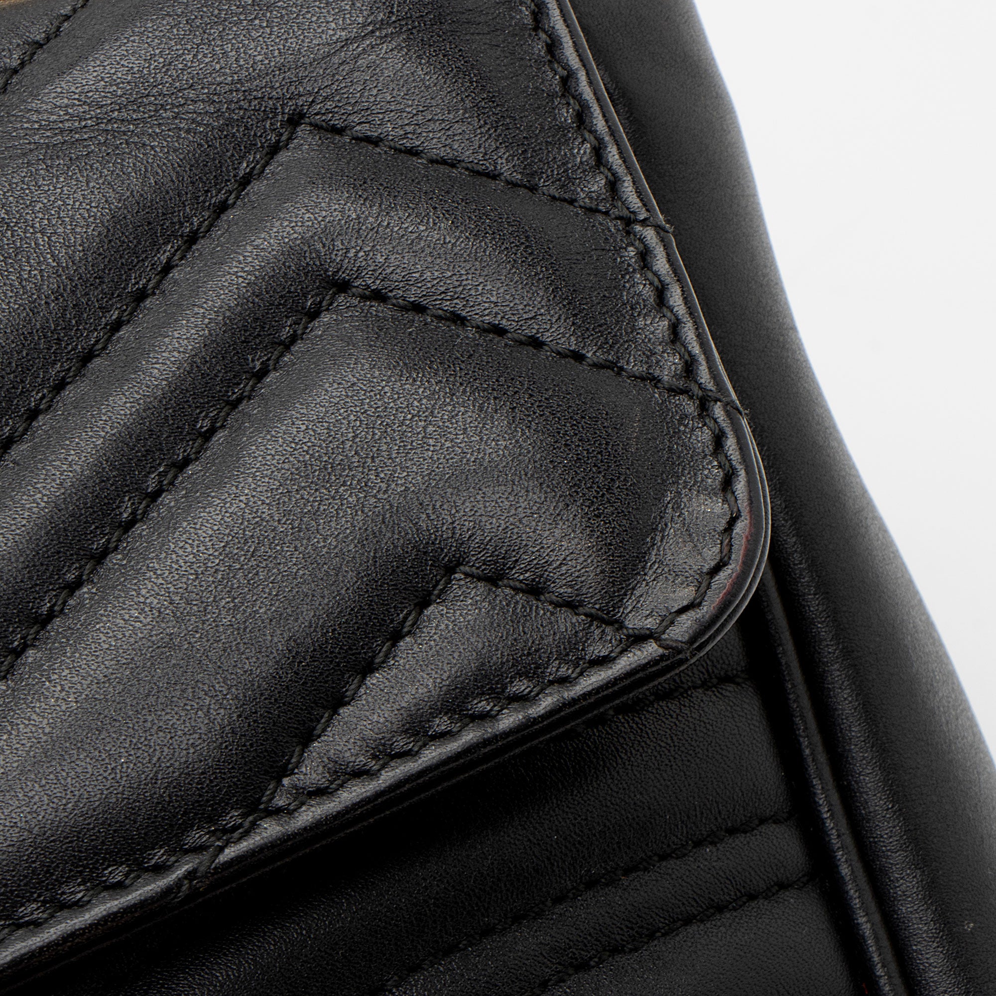 Gucci Matelasse Leather GG Marmont Medium Flap Bag