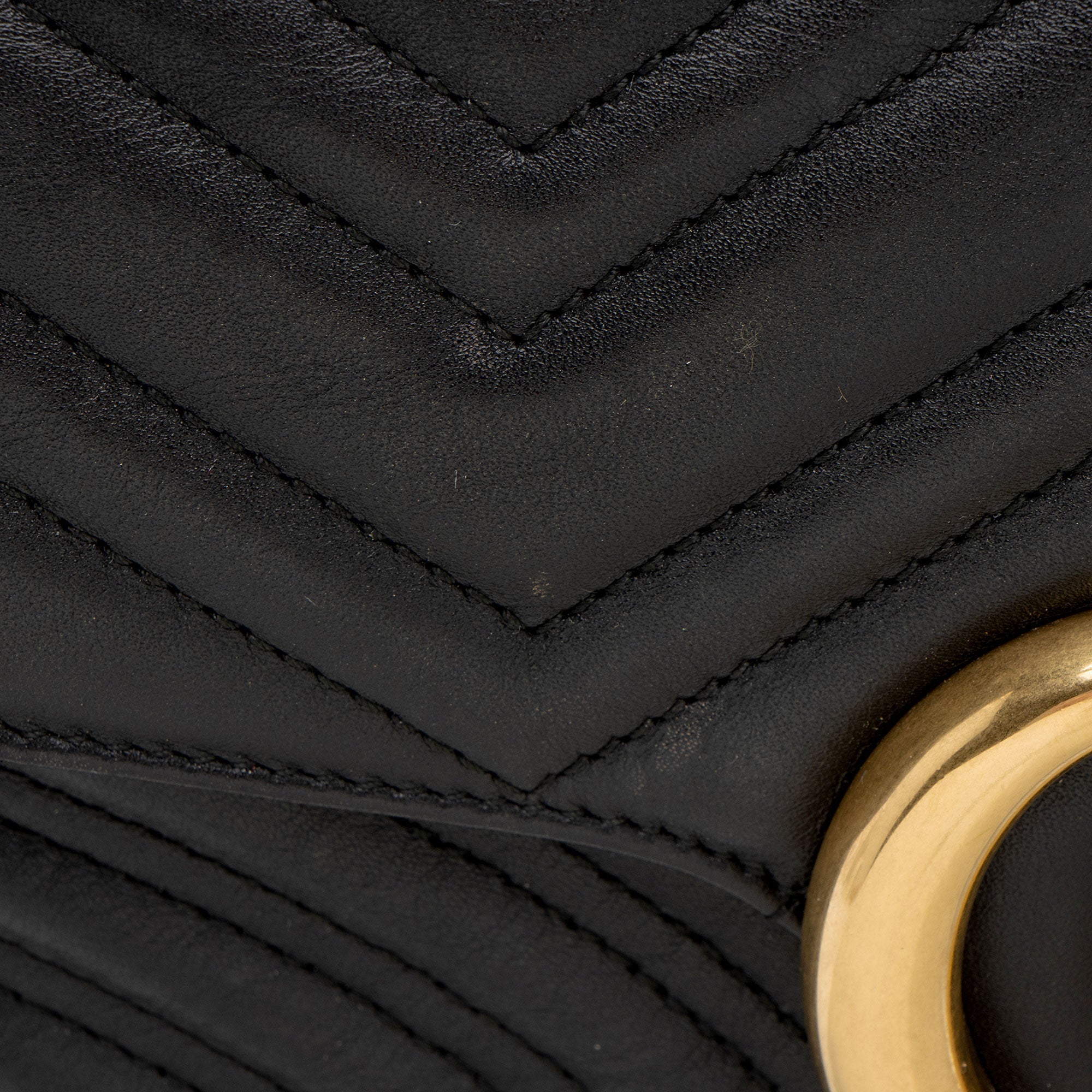 Gucci Matelasse Leather GG Marmont Medium Flap Bag