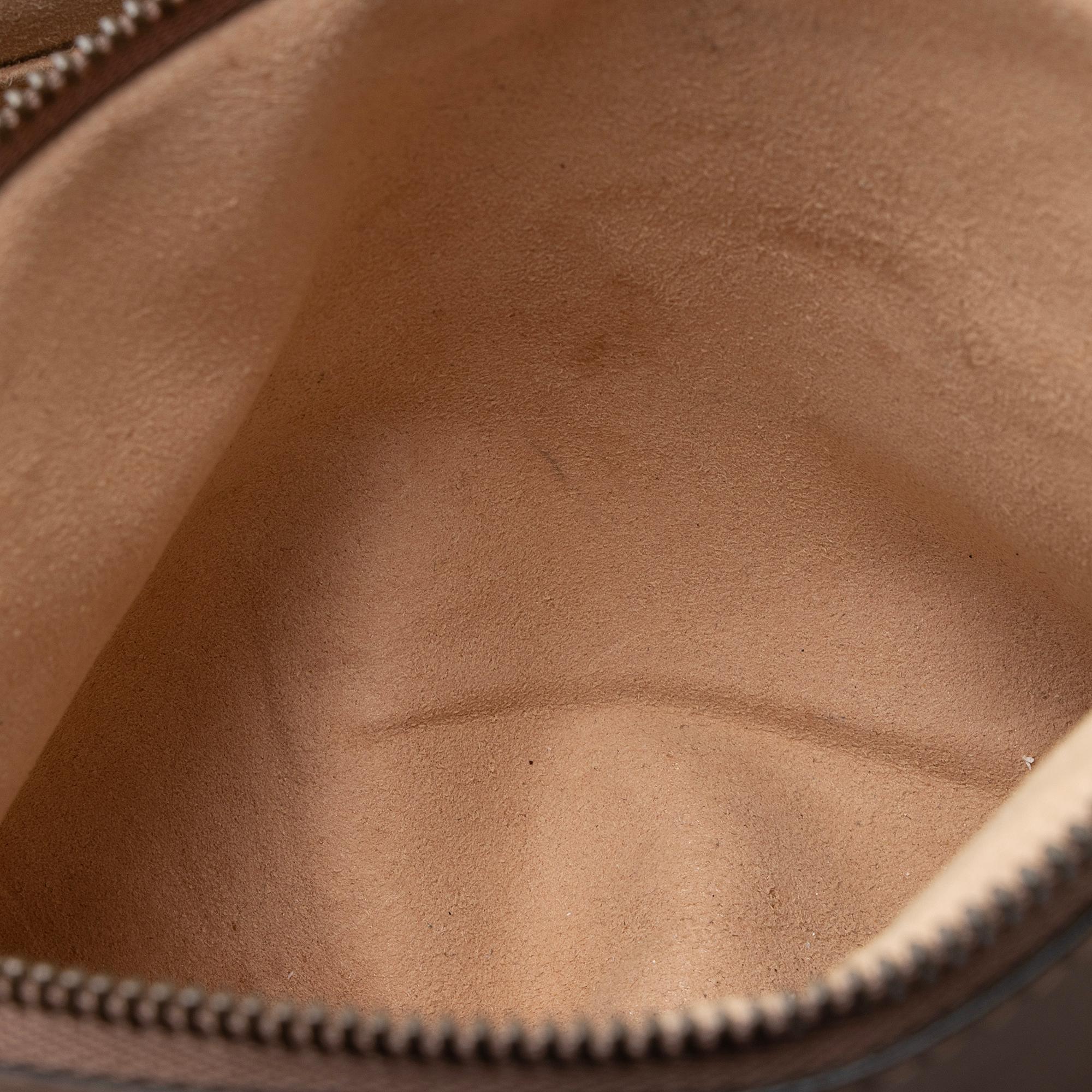 Gucci Matelasse Leather GG Marmont Medium Flap Shoulder Bag (SHF-tSeuq4)