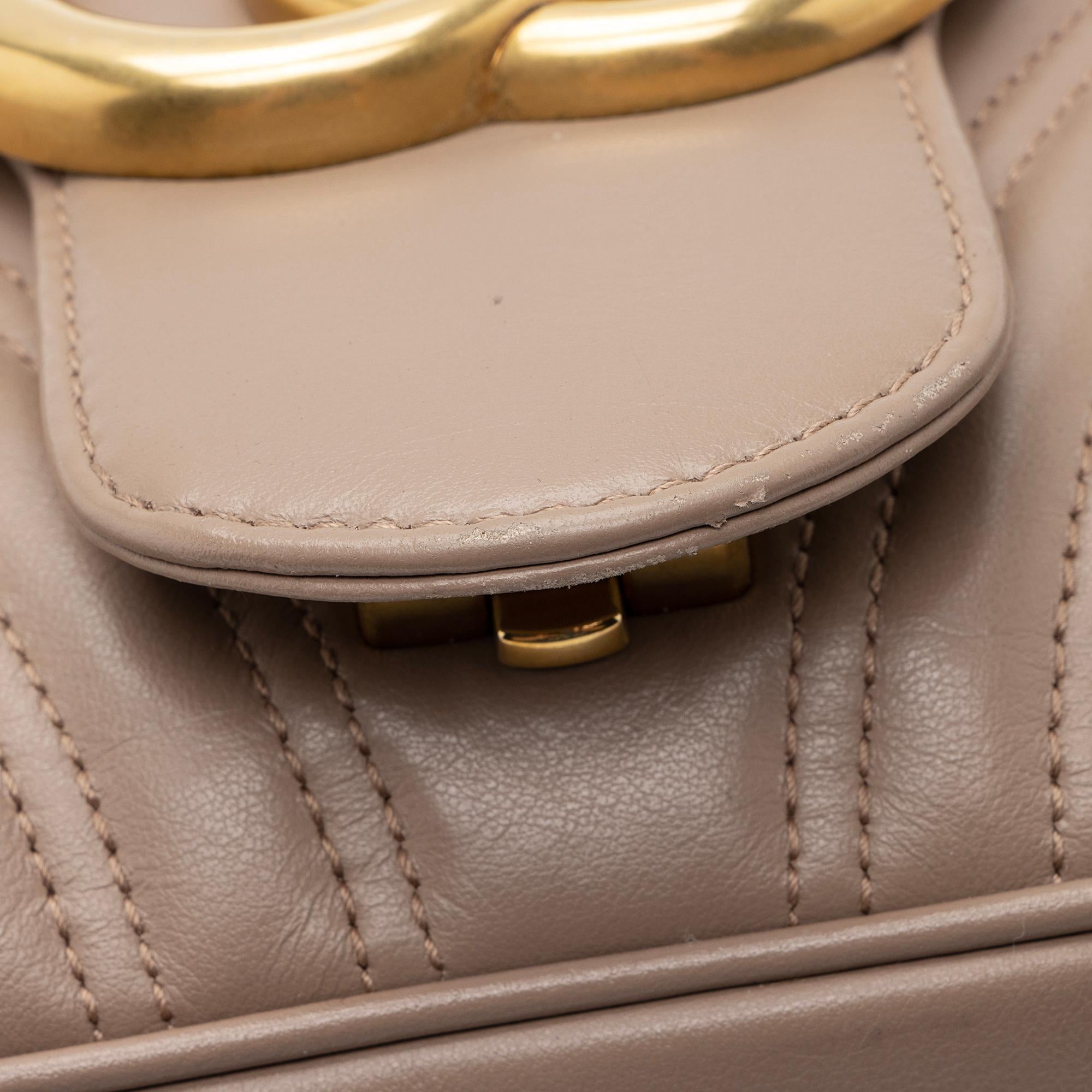 Gucci Matelasse Leather GG Marmont Medium Flap Shoulder Bag (SHF-tSeuq4)