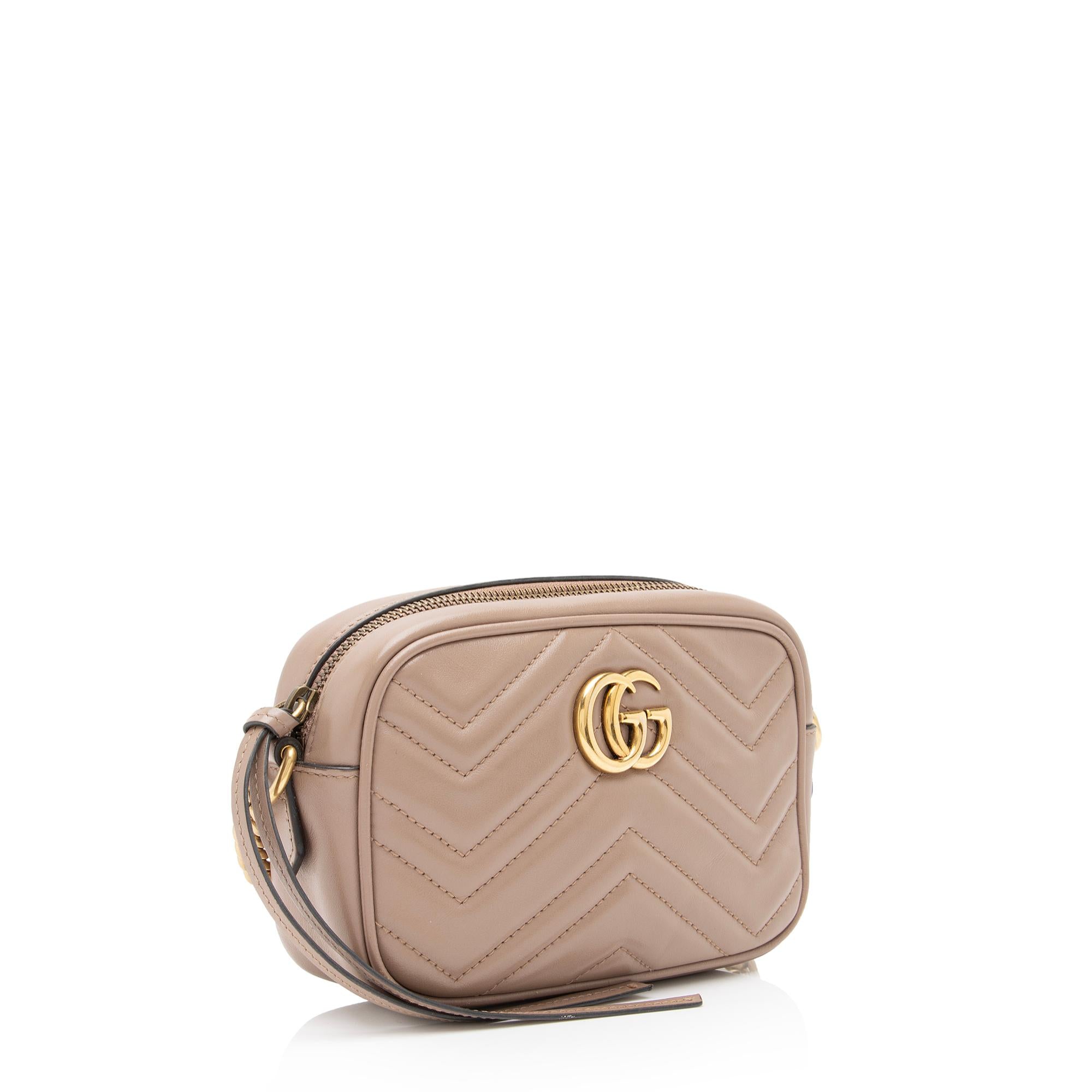 Gucci Matelasse Leather GG Marmont Mini Bag (SHF-joOG1O)