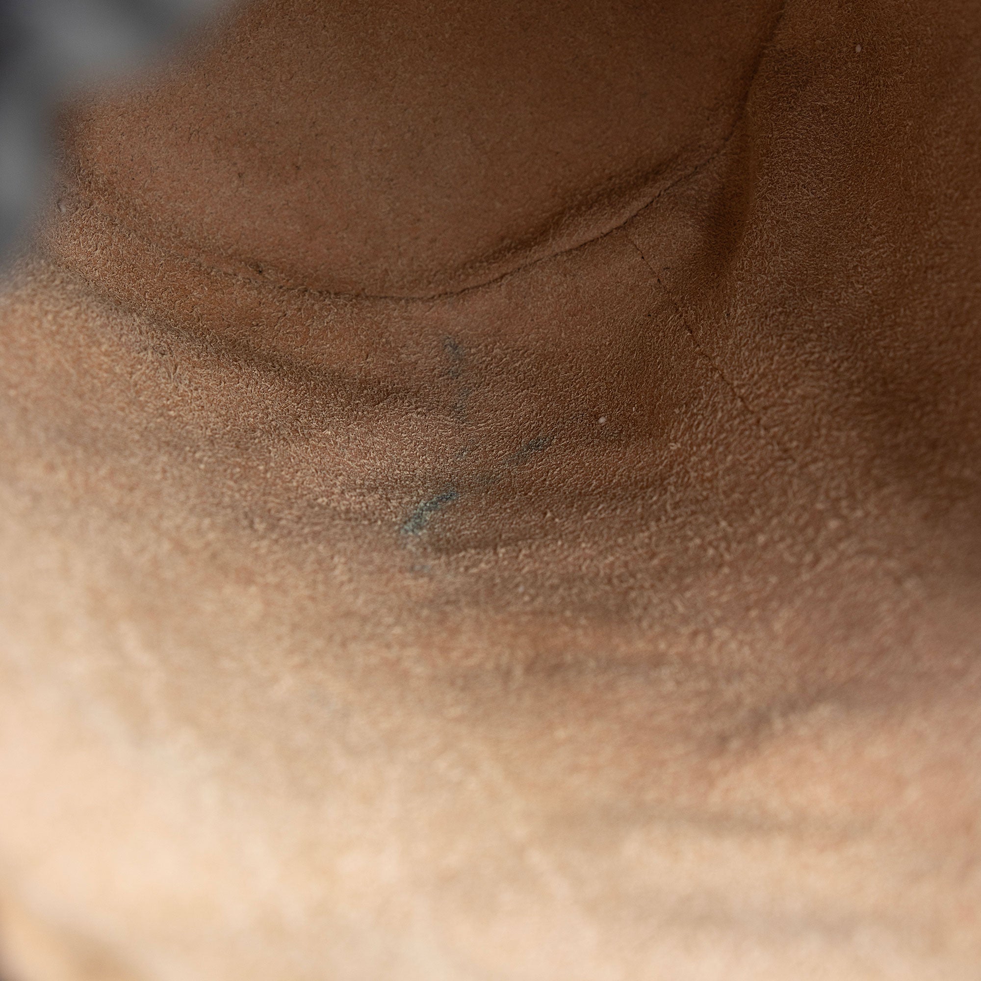 Gucci Matelasse Leather GG Marmont Mini Bucket Bag (SHF-Umtahx)