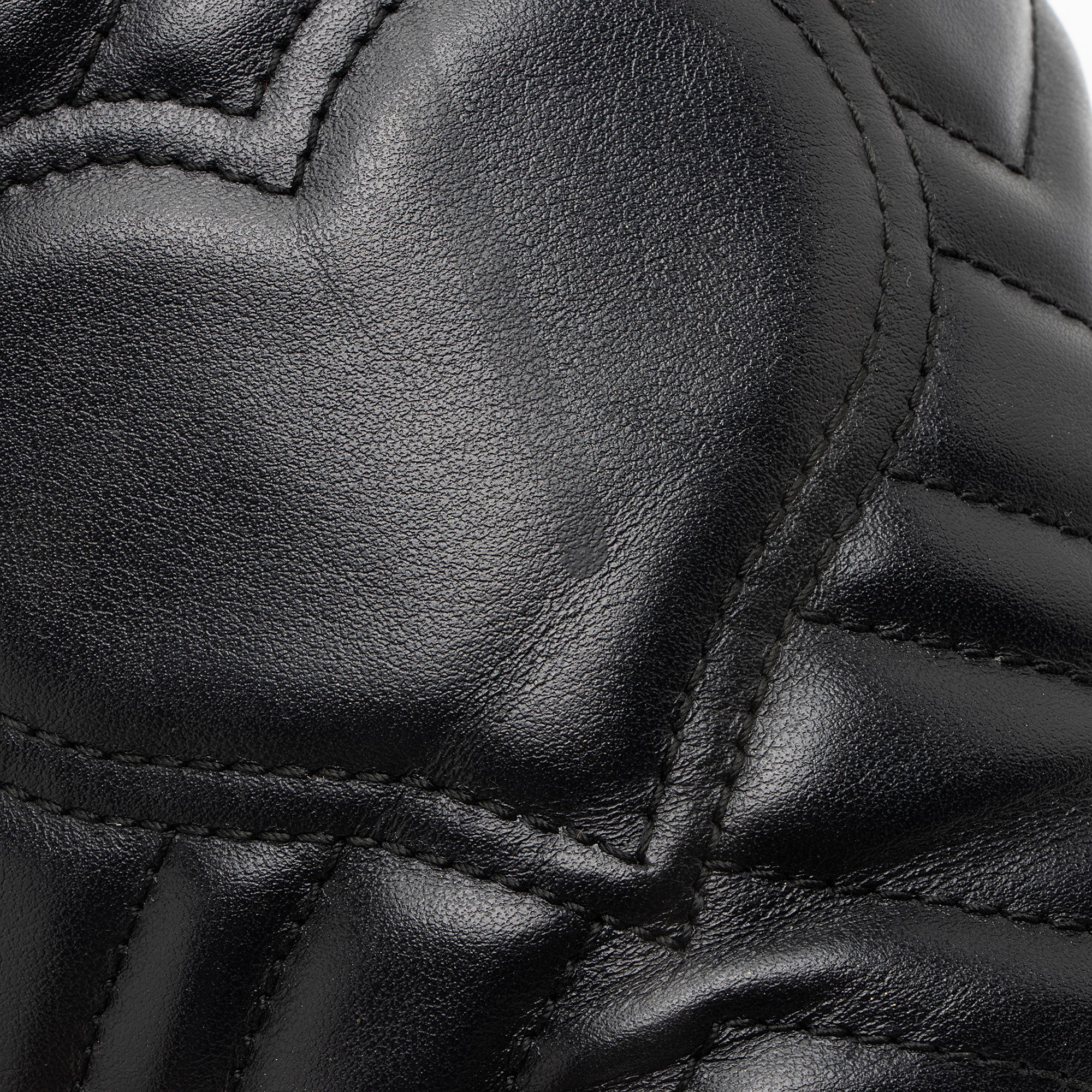 Gucci Matelasse Leather GG Marmont Mini Bucket Bag