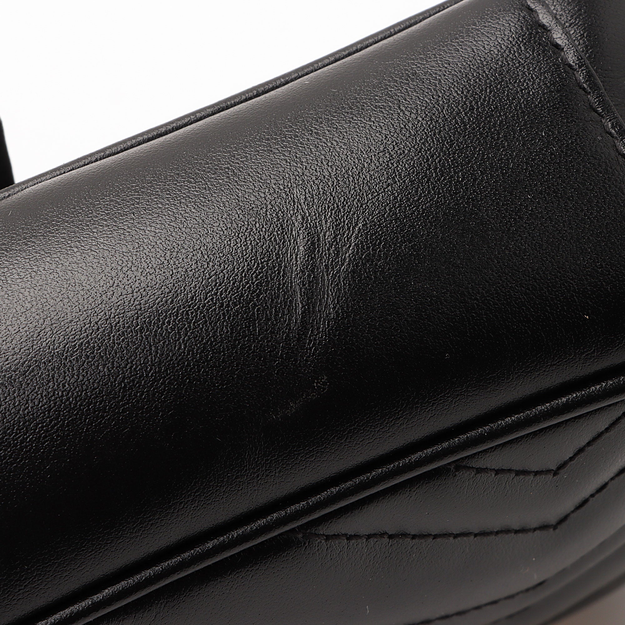 Gucci Matelasse Leather GG Marmont Mini Shoulder Bag (SHF-iWJZlj)