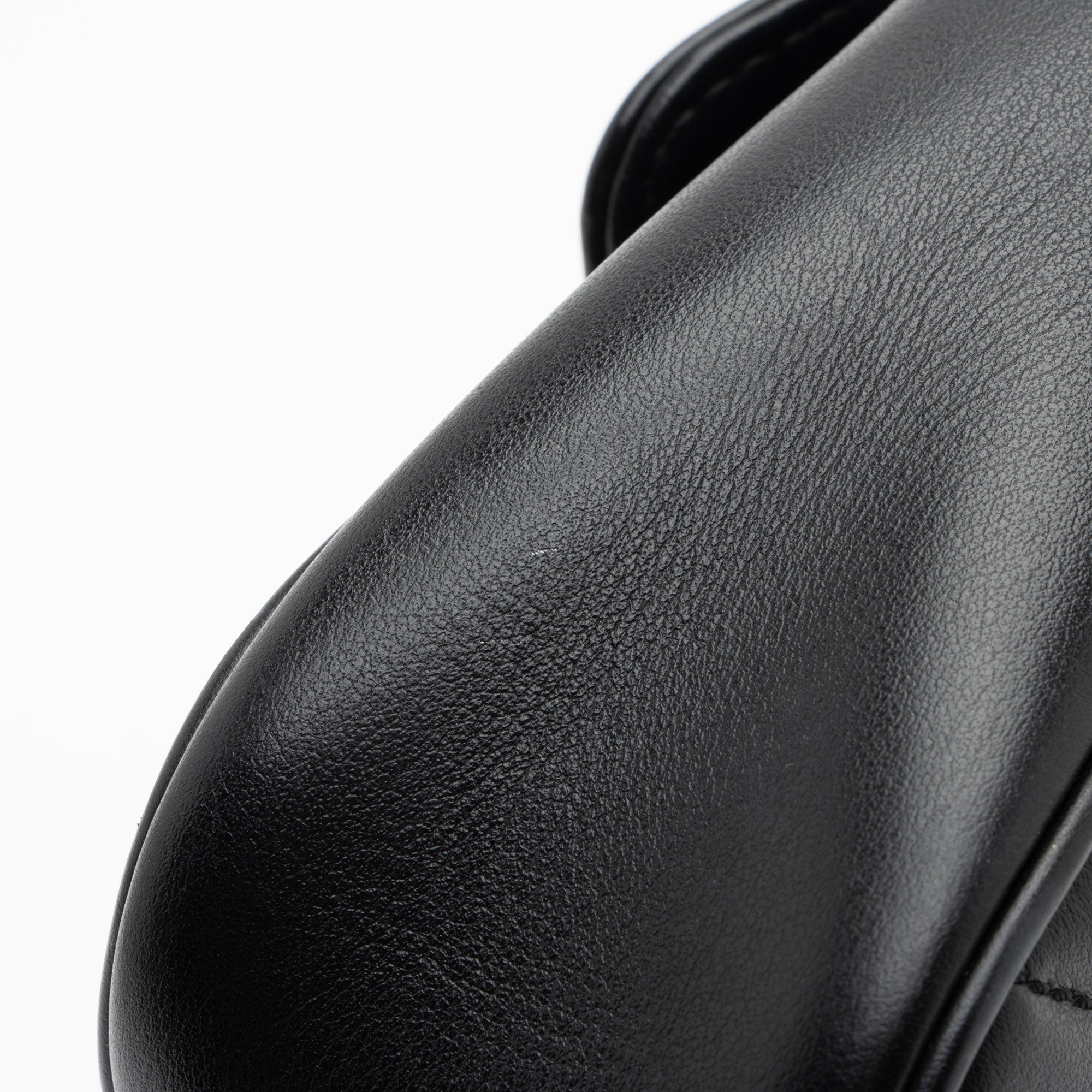 Gucci Matelasse Leather GG Marmont Mini Flap Bag (SHF-3BWamx)