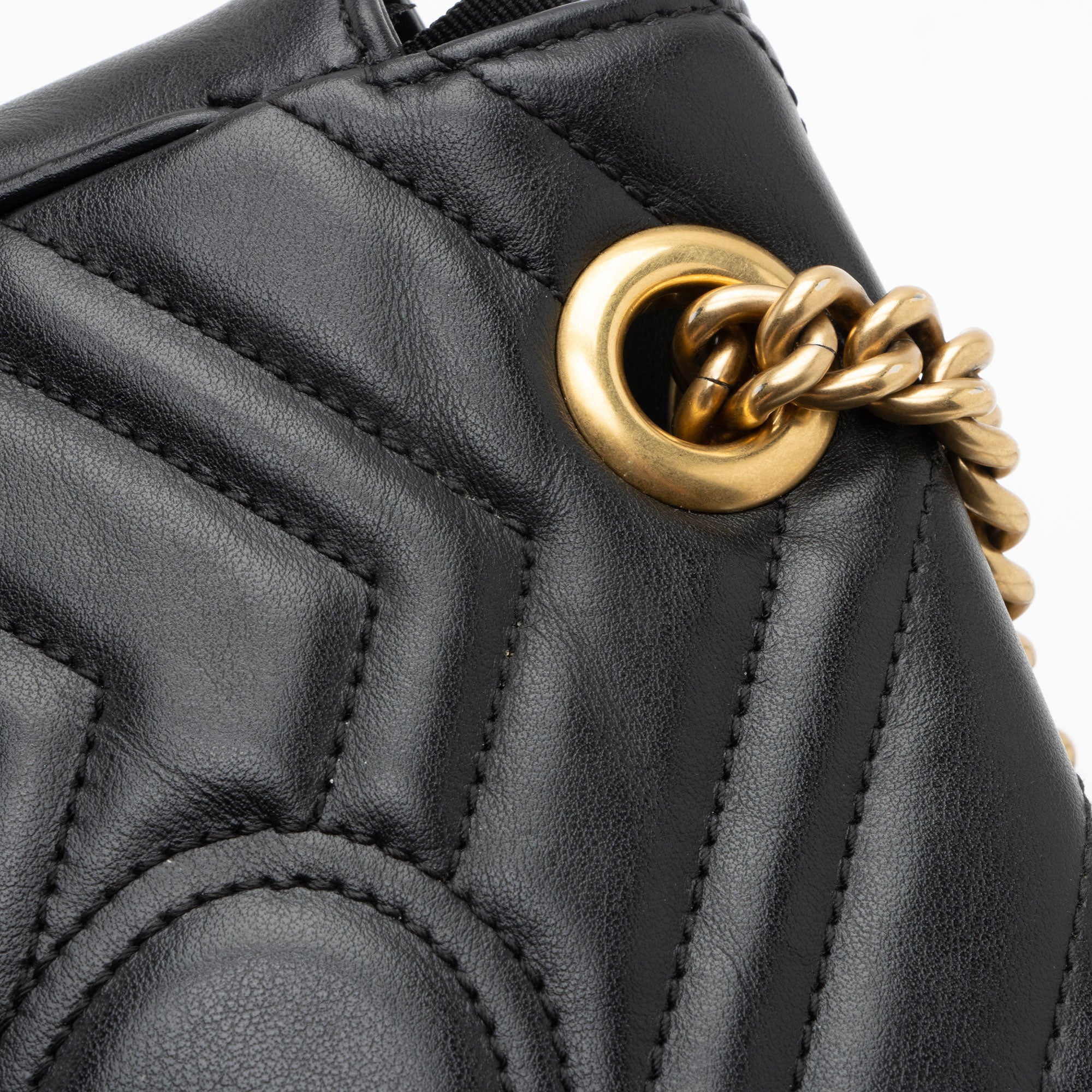 Gucci Matelasse Leather GG Marmont Mini Flap Bag (SHF-3BWamx)