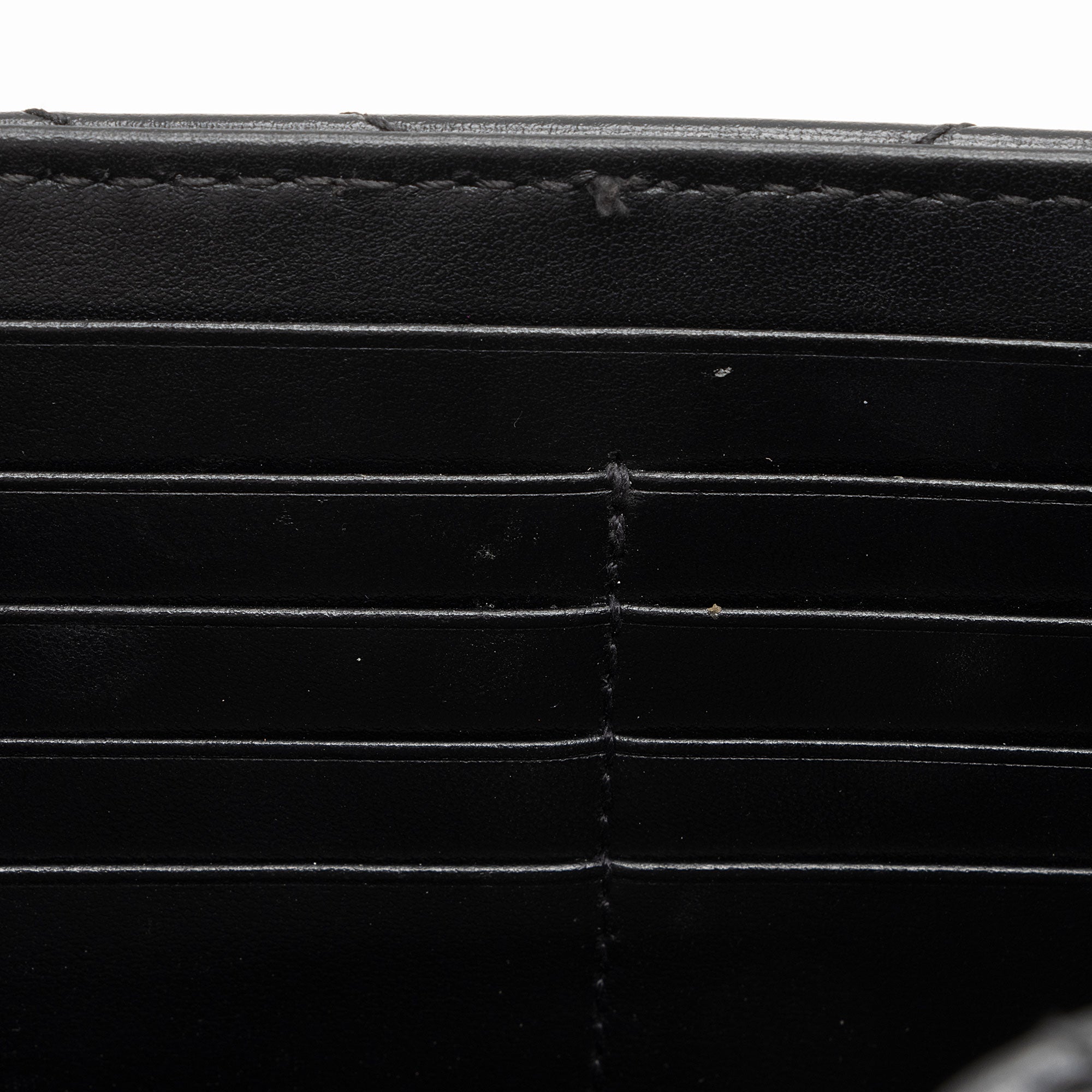 Gucci Matelasse Leather GG Marmont Mini Wallet on Chain (SHF-iDhqds)