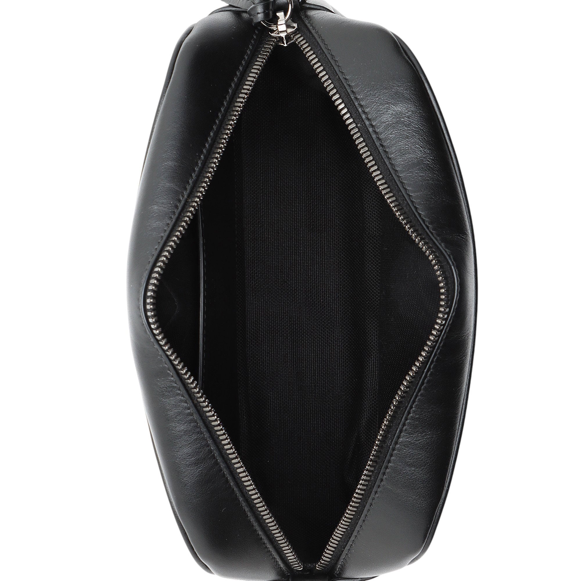 Gucci Matelasse Leather GG Marmont Monochrome Small Camera Bag