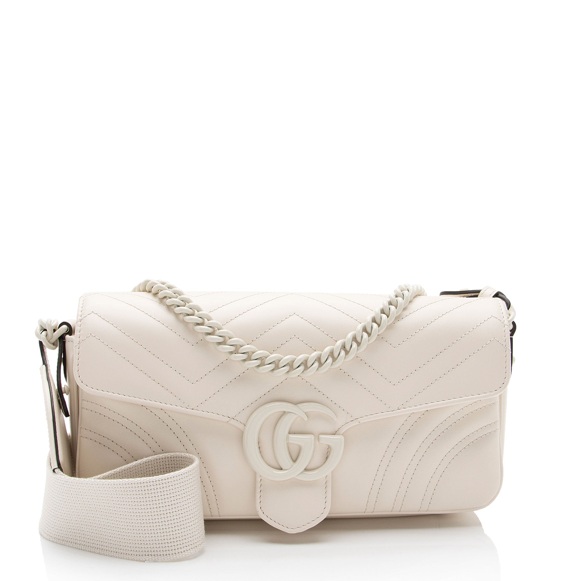 Gucci Matelasse Leather GG Marmont Monochrome Small Flap Shoulder Bag (SHF-KTzQNK)