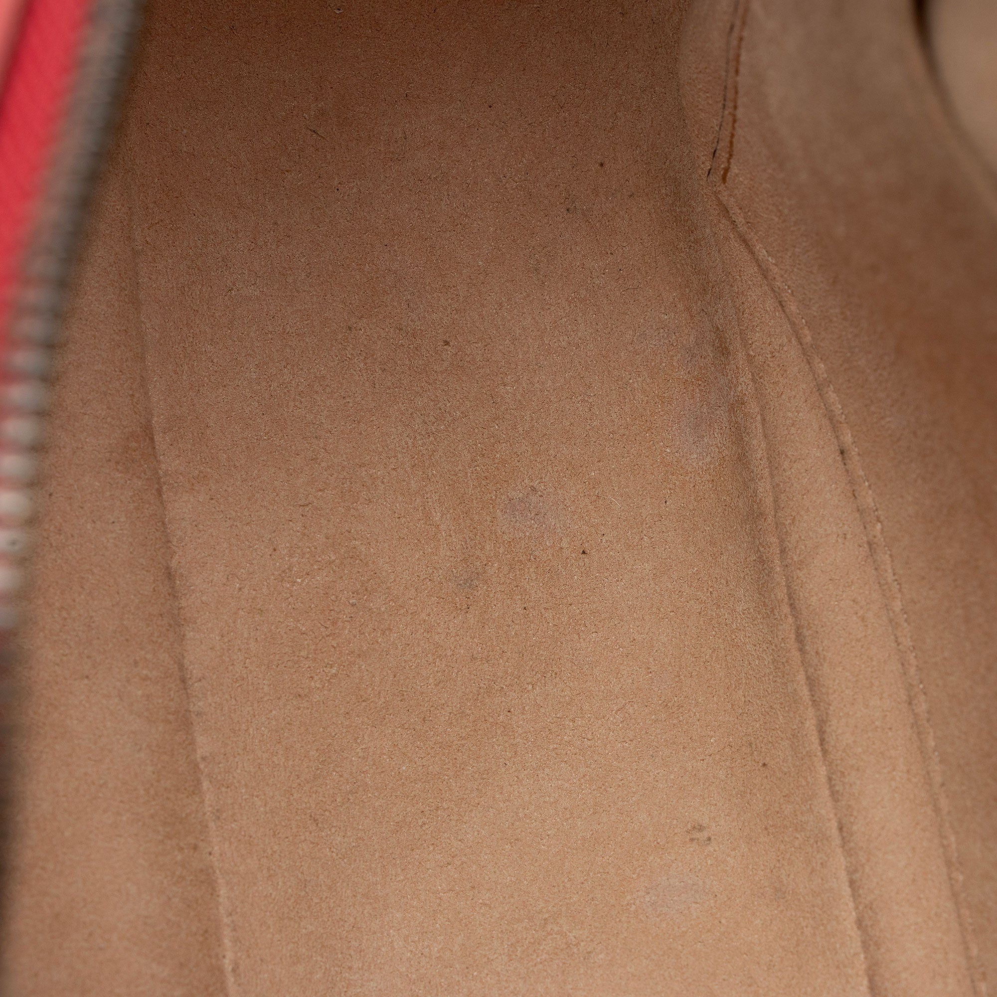 Gucci Matelasse Leather GG Marmont Small Camera Bag