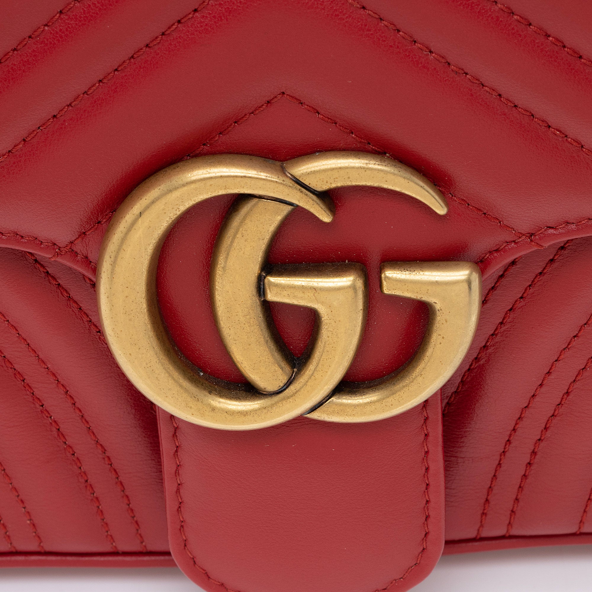 Gucci Matelasse Leather GG Marmont Small Bag (SHF-3fREDC)