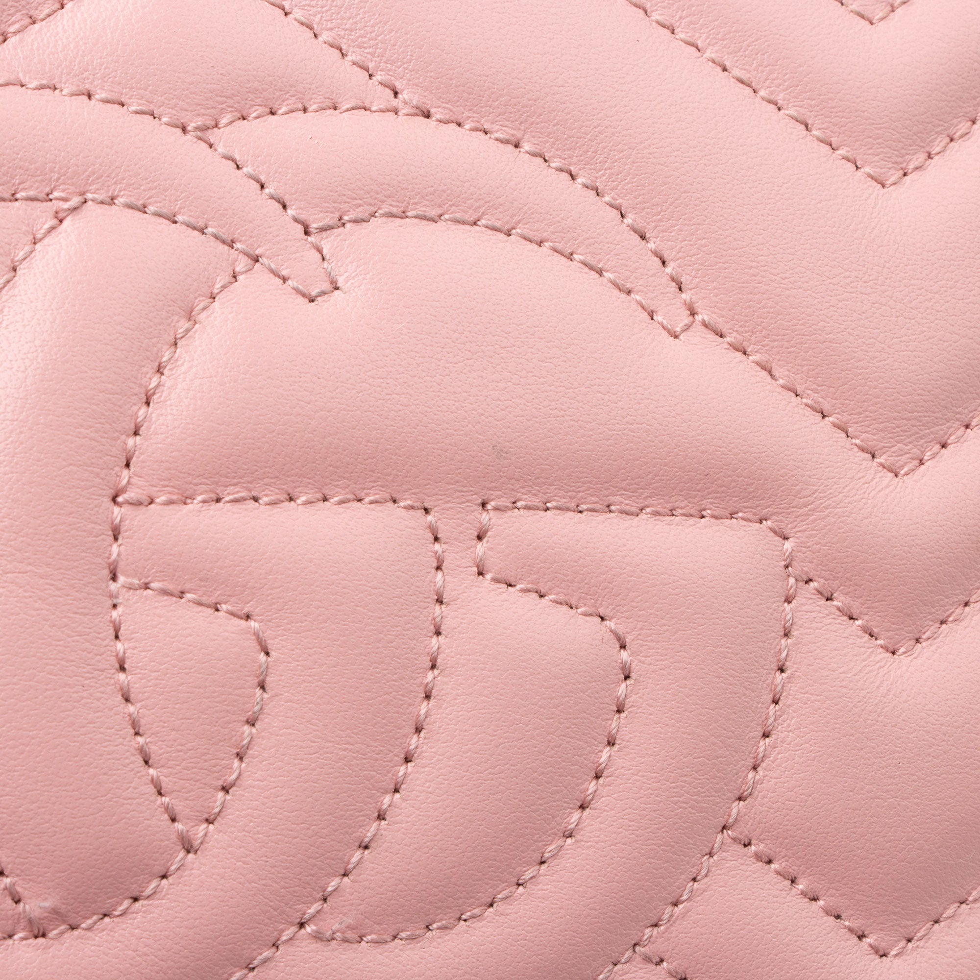 Gucci Matelasse Leather GG Marmont Small Shoulder Bag (SHF-W30FiI)