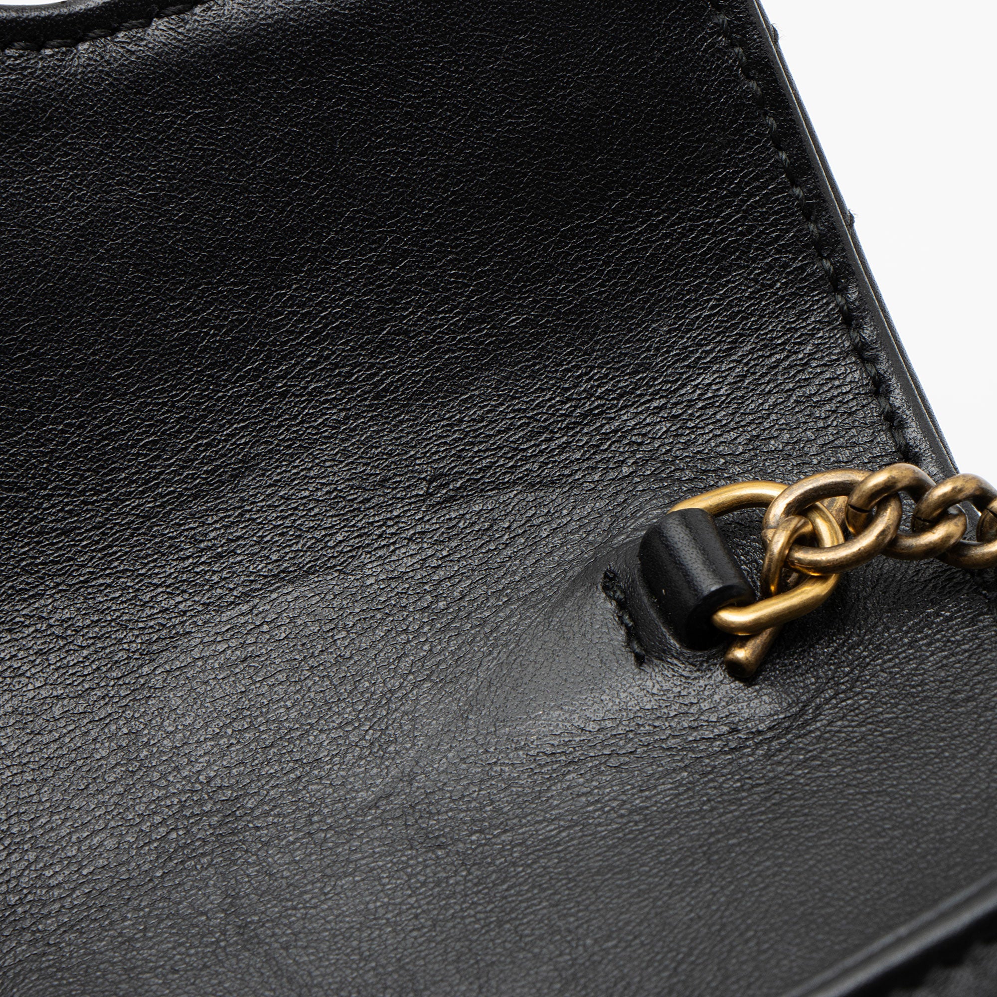 Gucci Matelasse Leather GG Marmont Super Mini Flap Bag (SHF-2hhN8g)