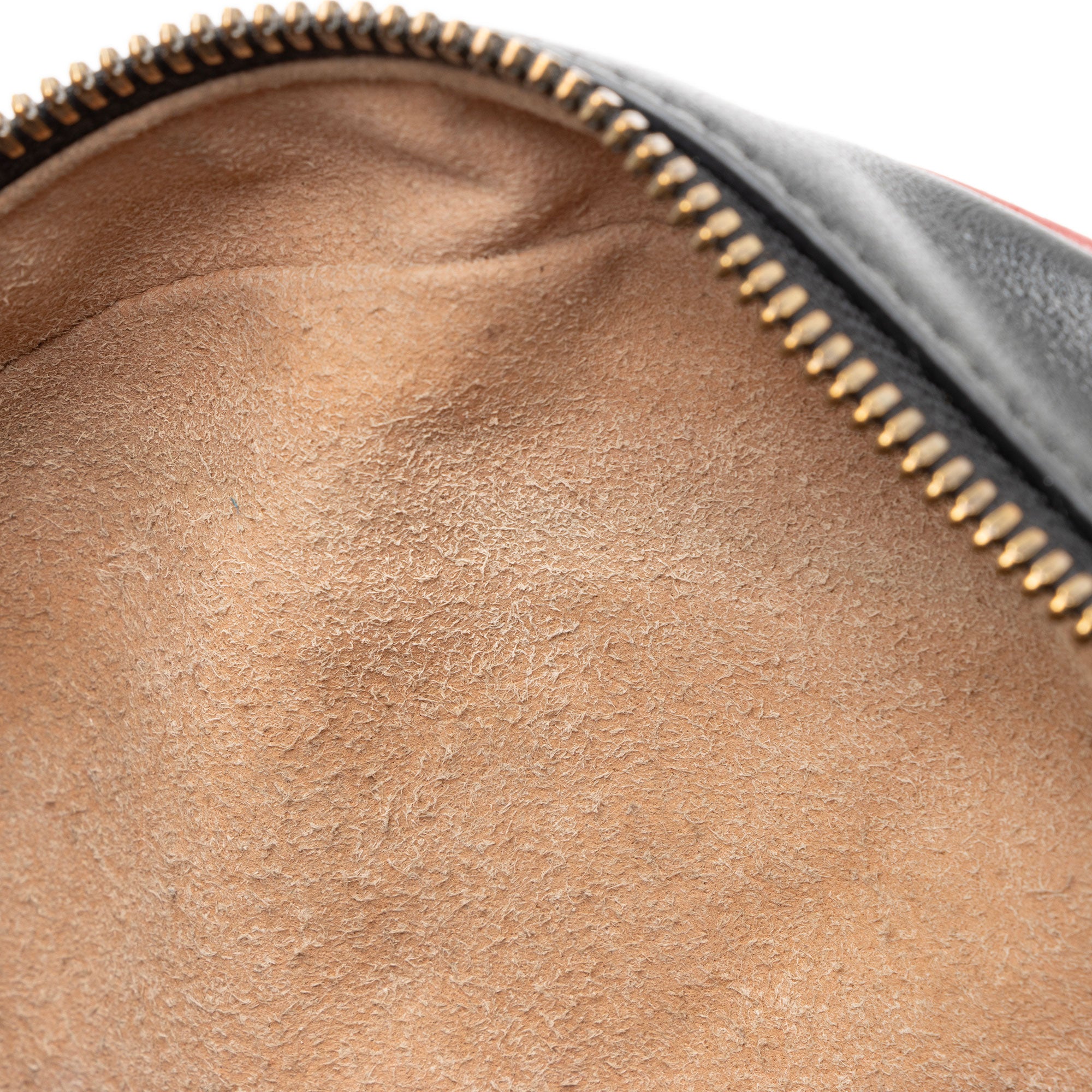 Gucci Matelasse Leather Torchon GG Marmont Round Mini Shoulder Bag