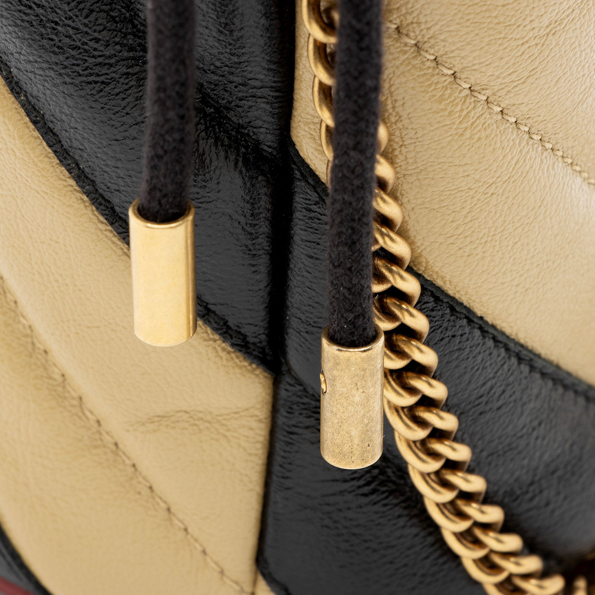Gucci Matelasse Leather Torchon GG Marmont Small Bucket Bag