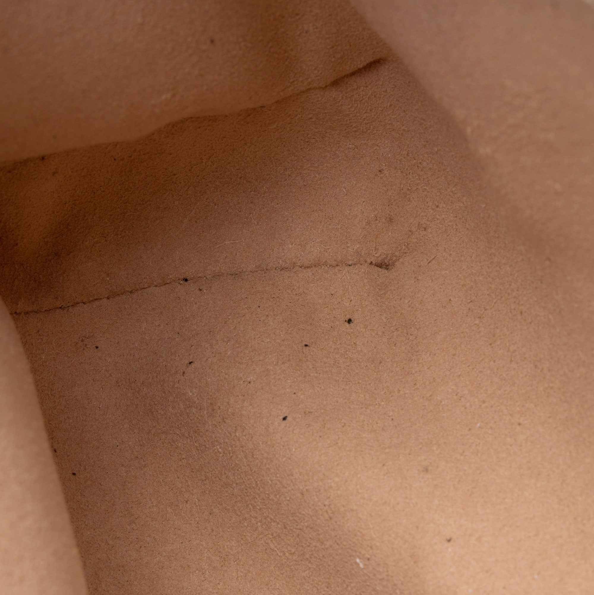 Gucci Matelasse Leather Torchon GG Marmont Small Flap Bag (SHF-V987rt)