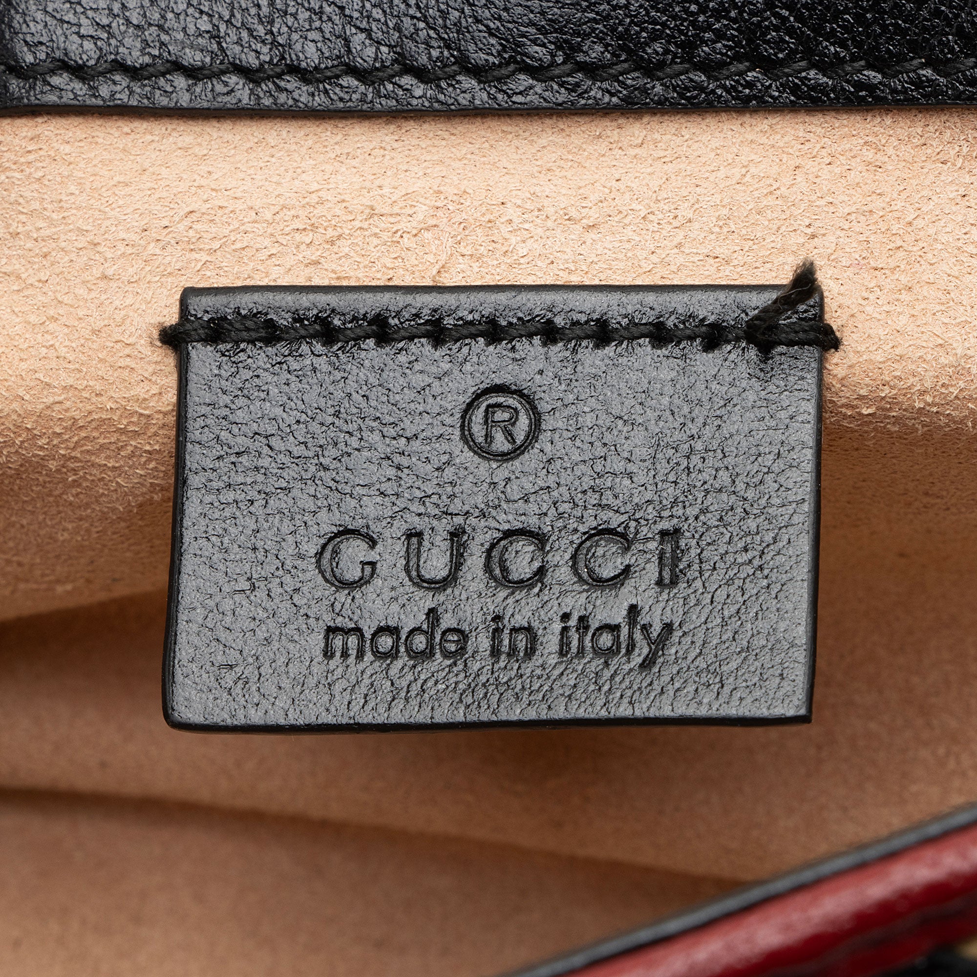 Gucci Matelasse Leather Torchon GG Marmont Super Mini Flap Bag (SHF-qrTyT1)