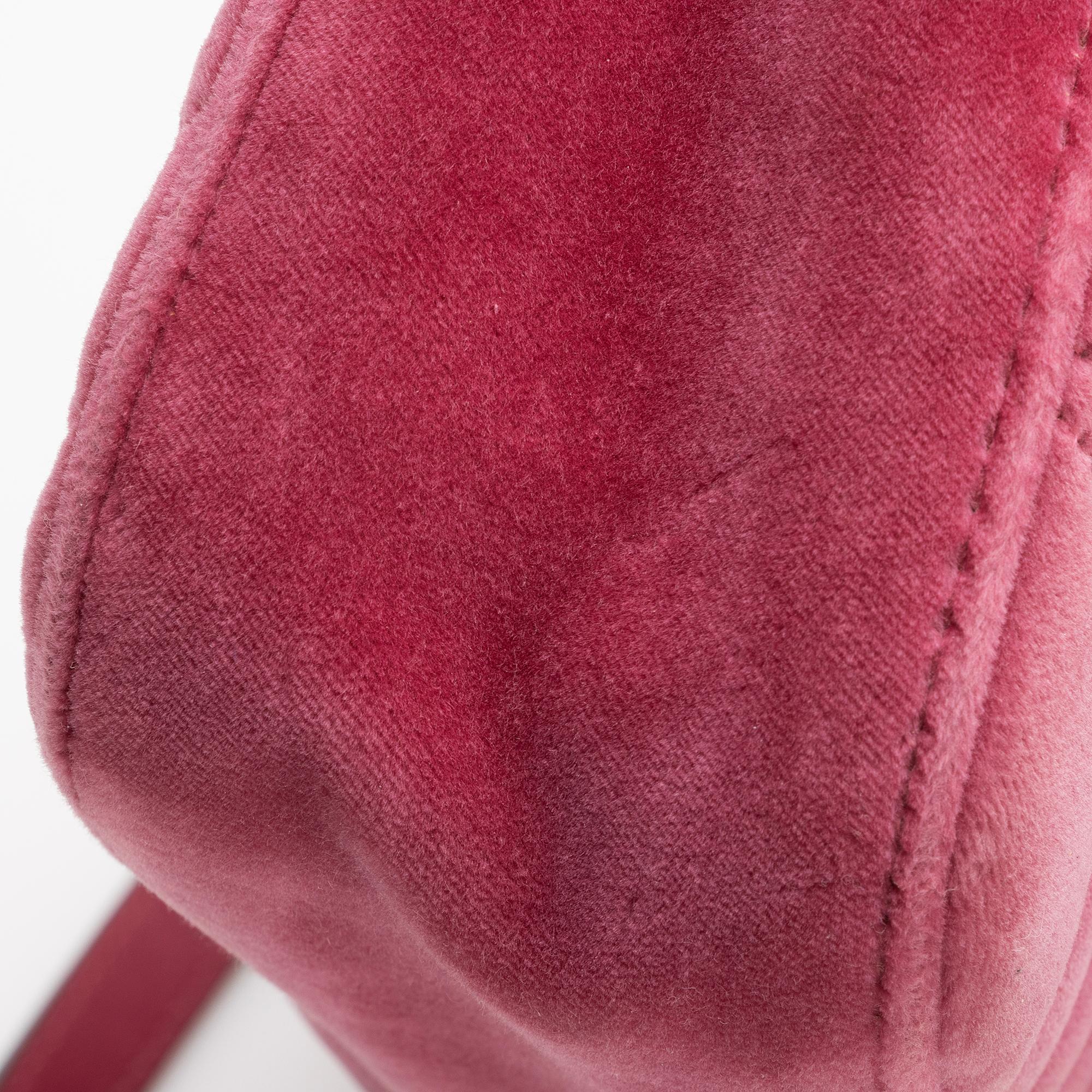 Gucci Matelasse Velvet GG Marmont Small Flap Shoulder Bag (SHF-22902)