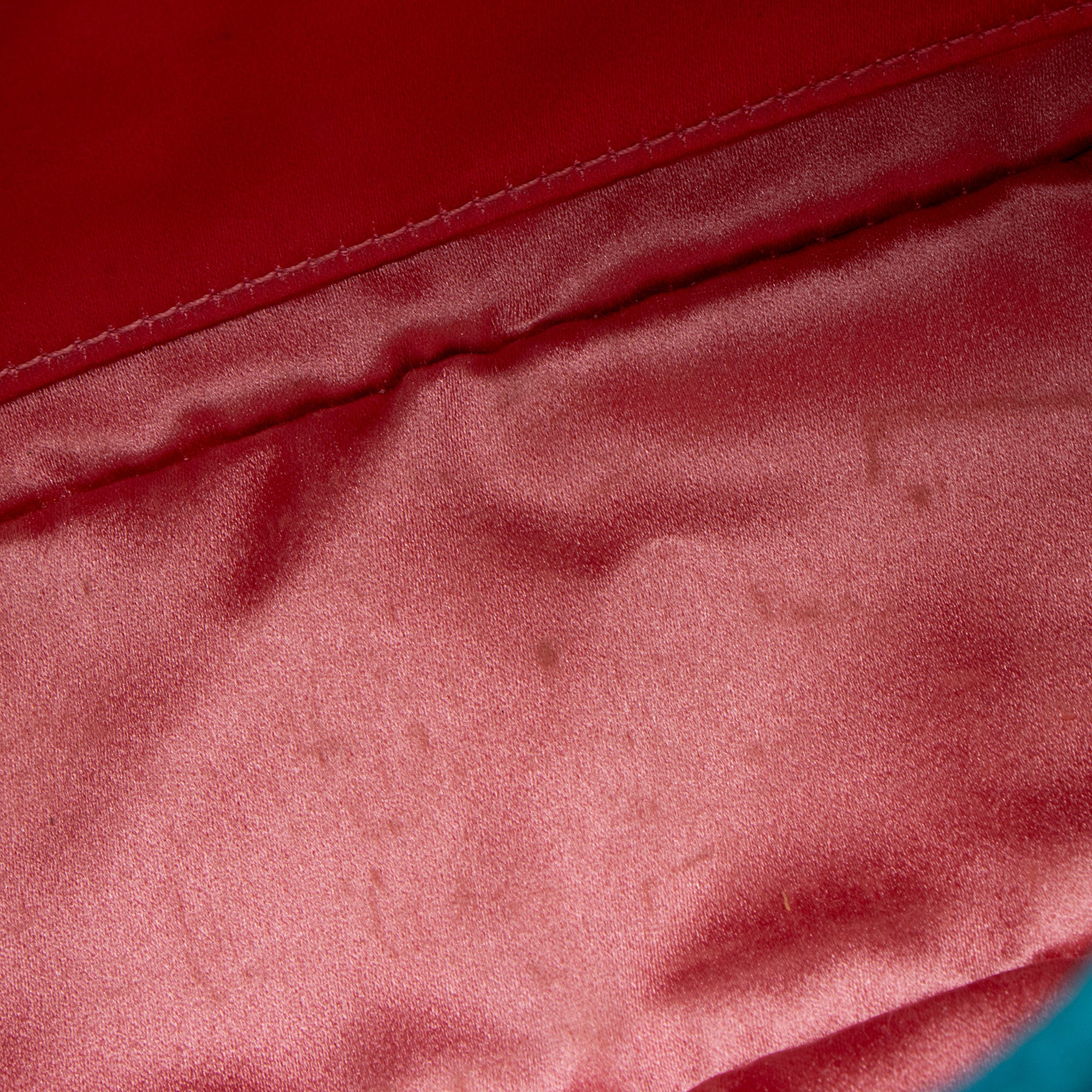 Gucci Matelasse Velvet GG Marmont Small Shoulder Bag (SHF-YA81zd)