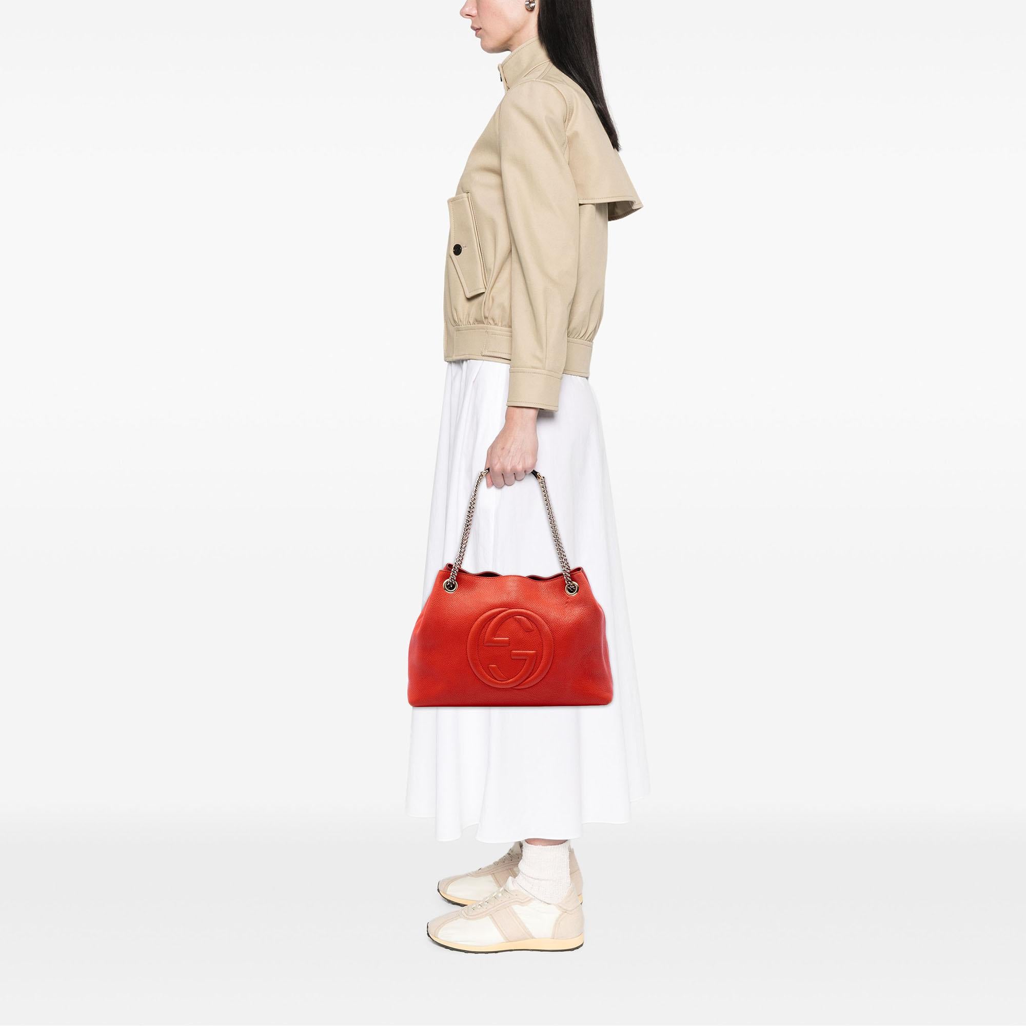 Gucci Medium Calfskin Soho Chain Tote