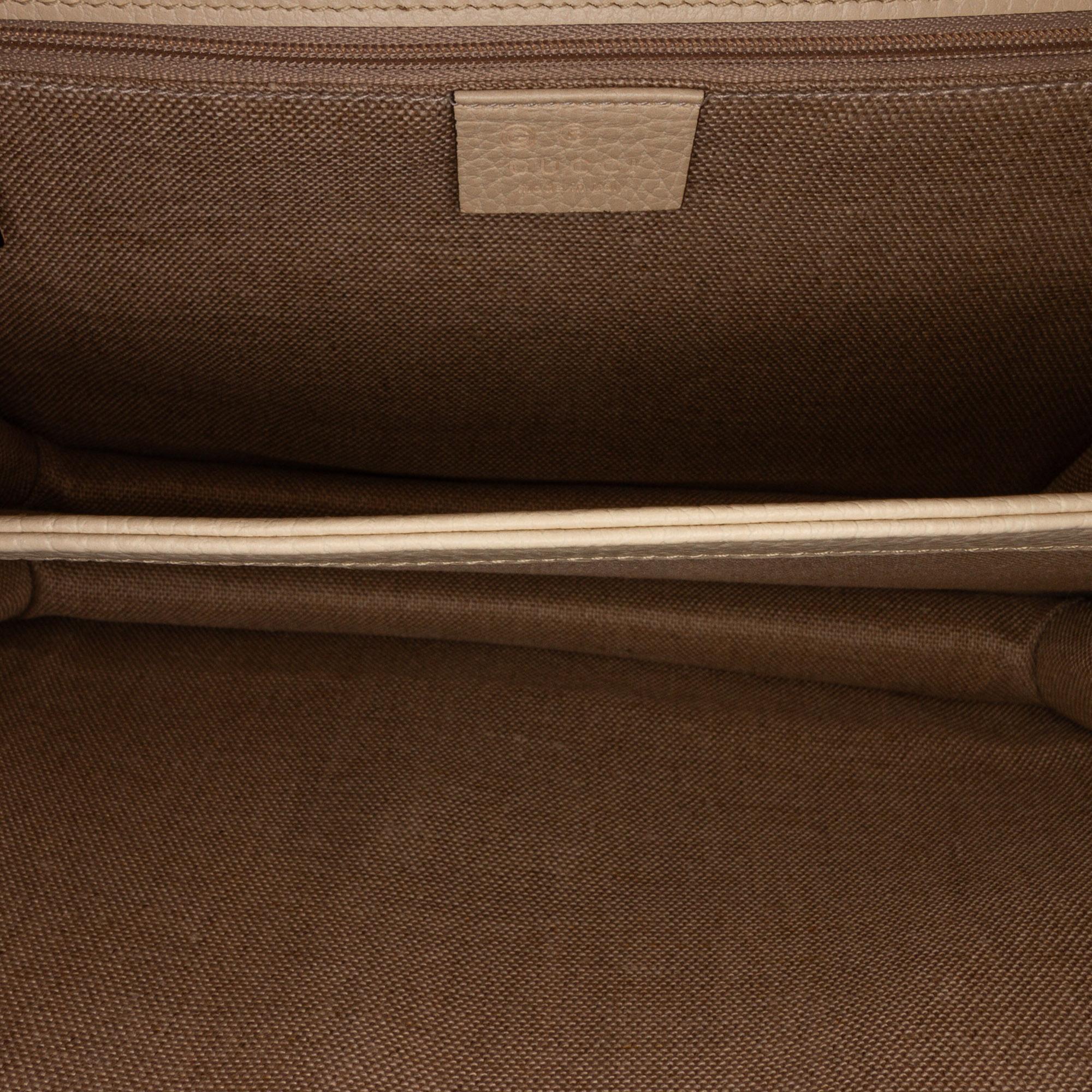 Gucci Medium Dollar Interlocking G Crossbody Bag (SHG-3QTUEt)