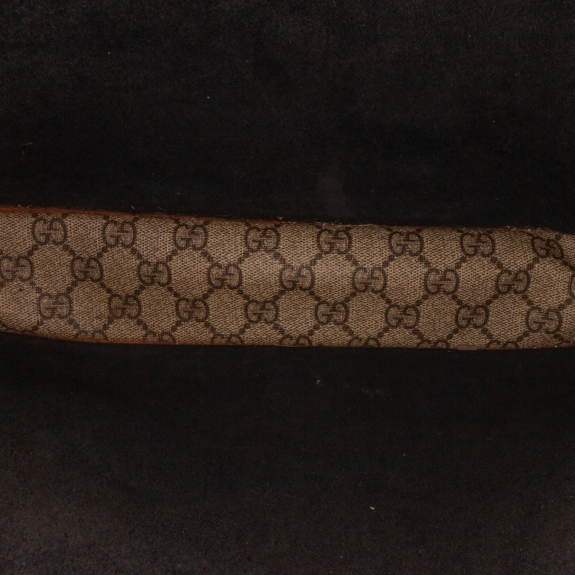 Gucci Medium GG Supreme Dionysus Shoulder Bag (SHG-NJpfES)