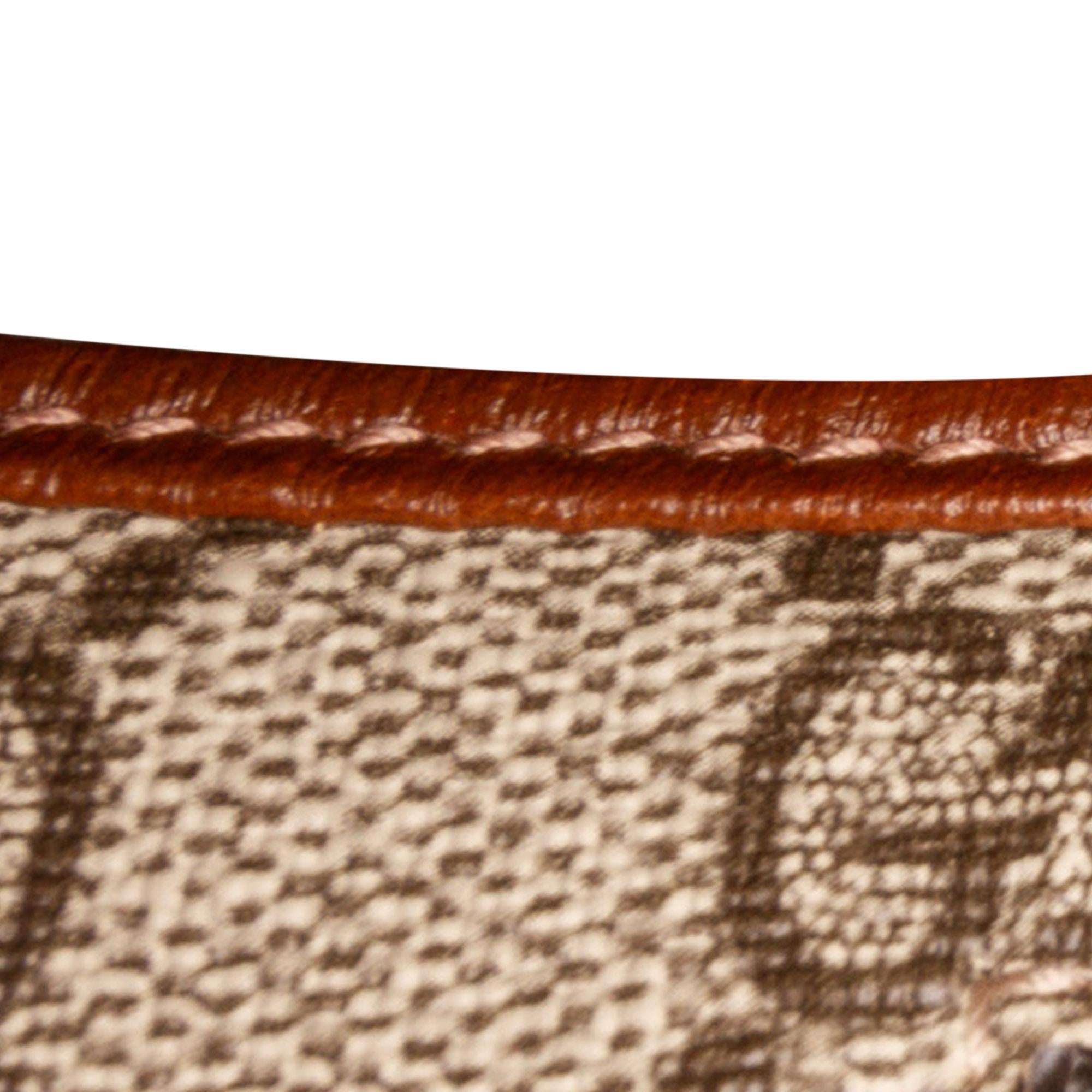 Gucci Medium GG Supreme Jackie 1961 (SHG-0PYIOs)