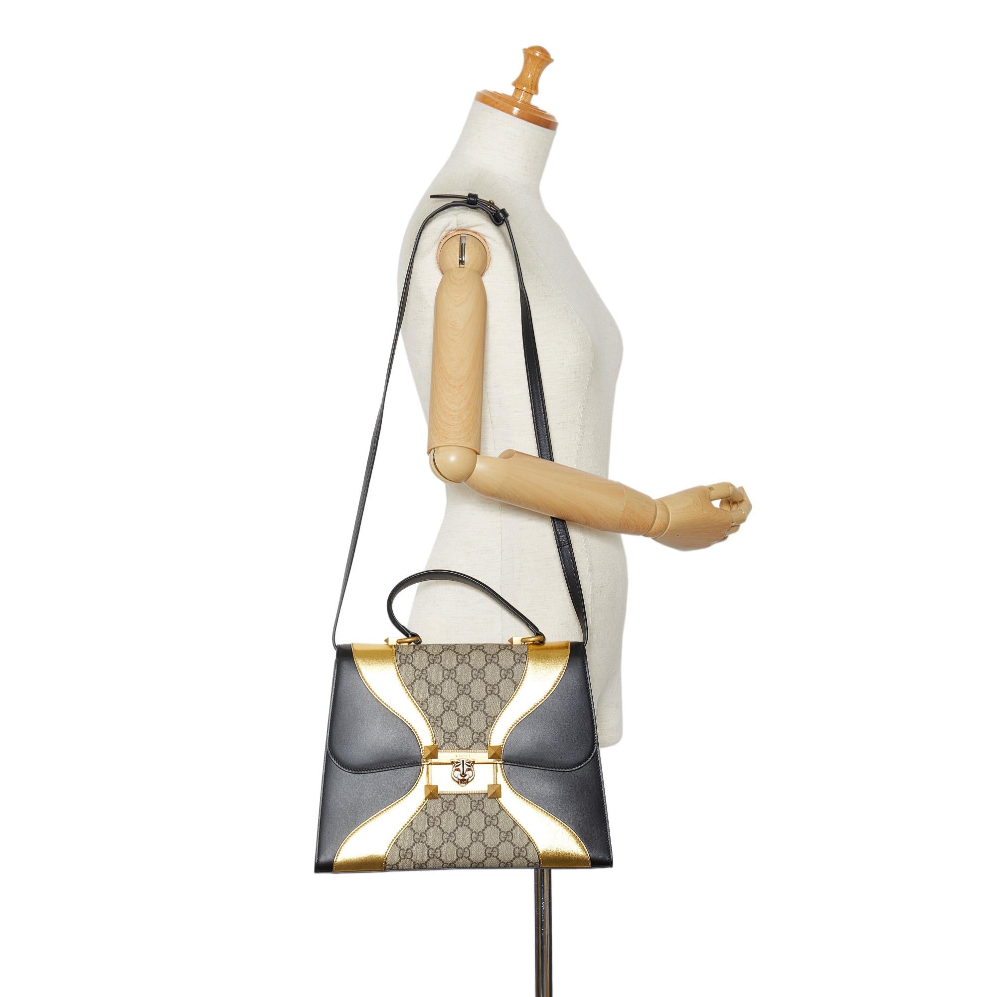 Gucci Medium GG Supreme Osiride Top Handle Bag (SHG-SiBVGy)