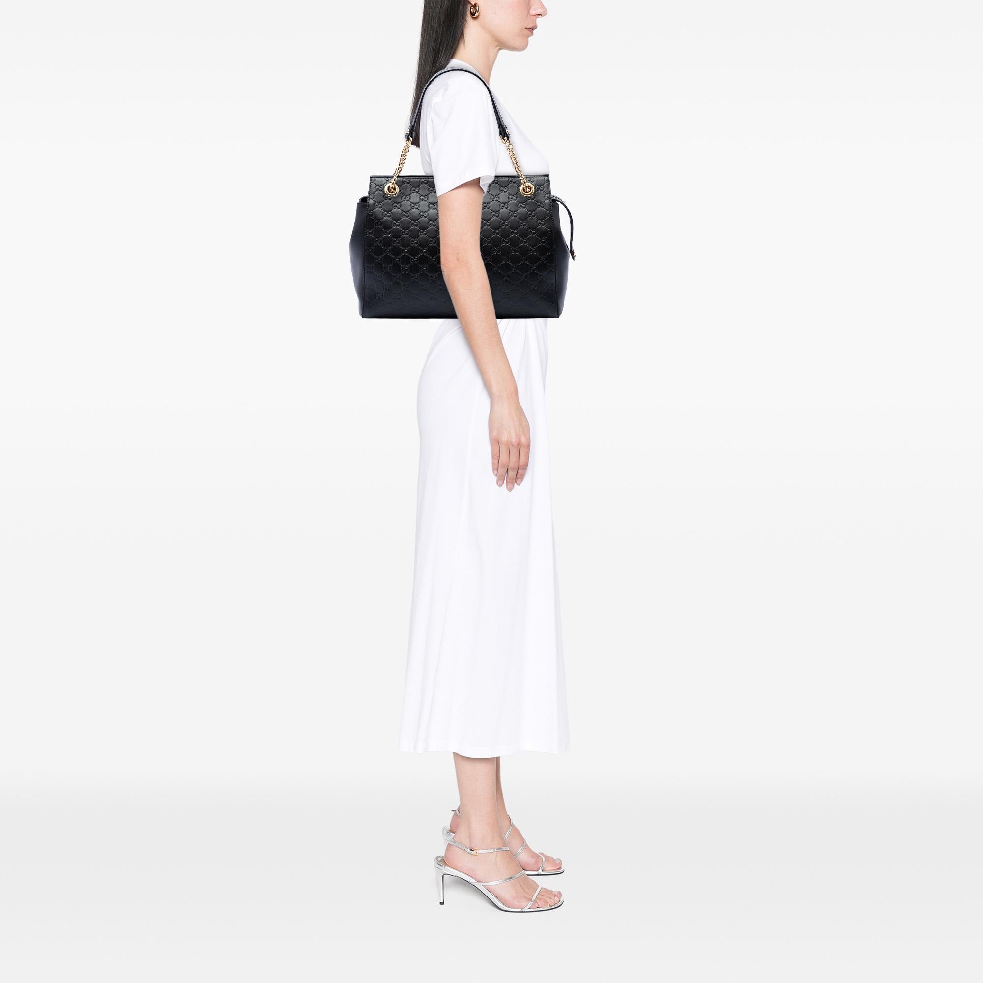 Gucci Medium Guccissima Soft Signature Tote