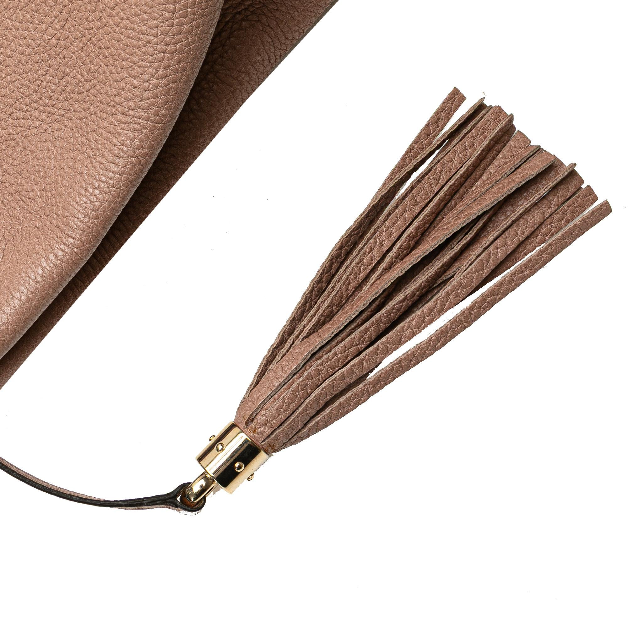 Gucci Medium Leather Soho Chain Tote