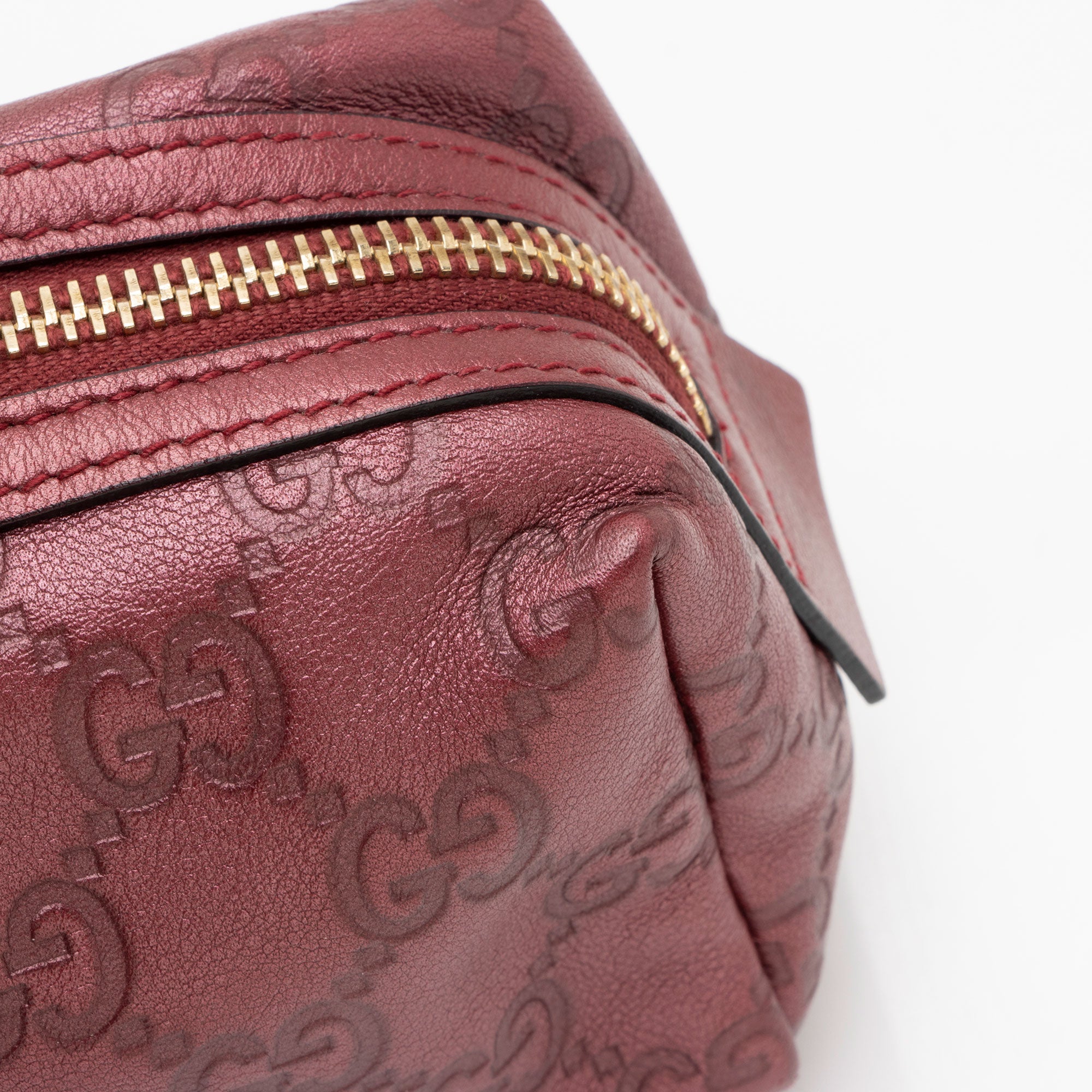 Gucci Metallic Guccissima Leather Cosmetic Case (SHF-GVRdPQ)