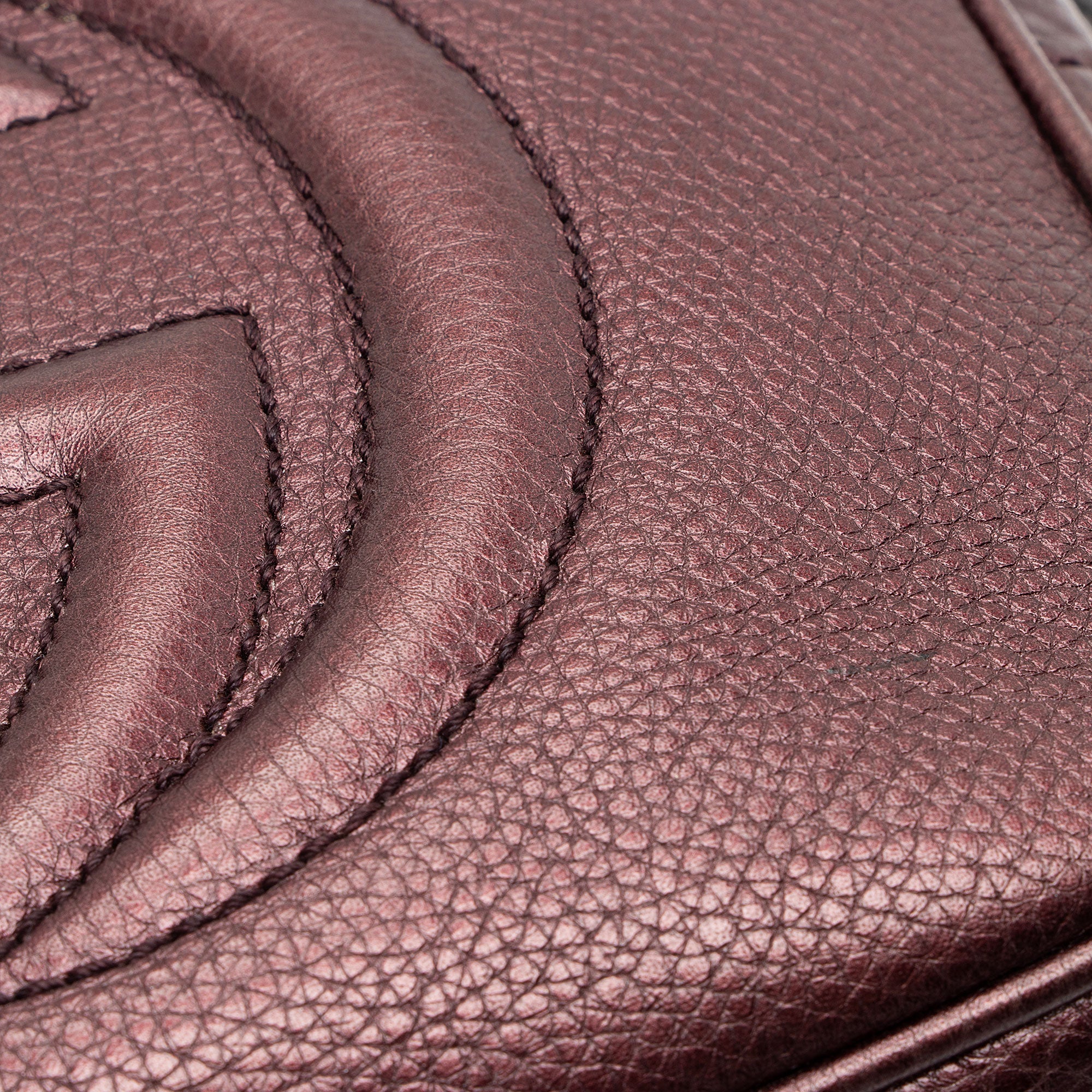 Gucci Metallic Leather Soho Disco Bag (SHF-ABYRP2)