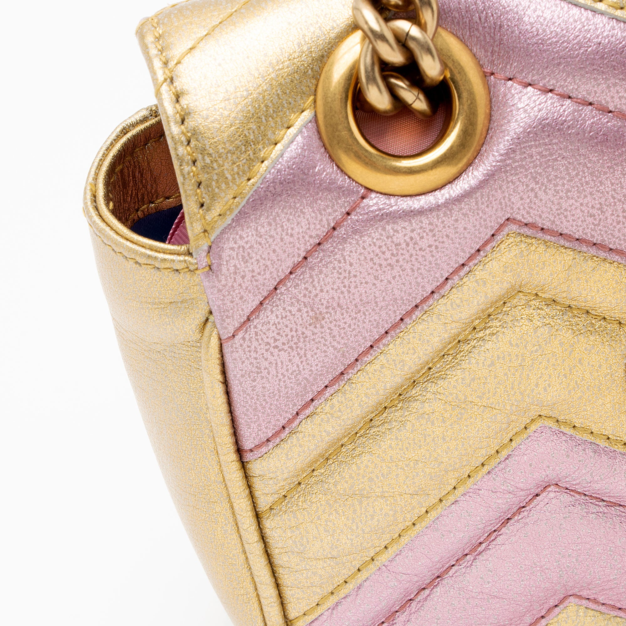 Gucci Metallic Matelasse Leather GG Marmont Mini Flap Shoulder Bag (SHF-6l0XWs)