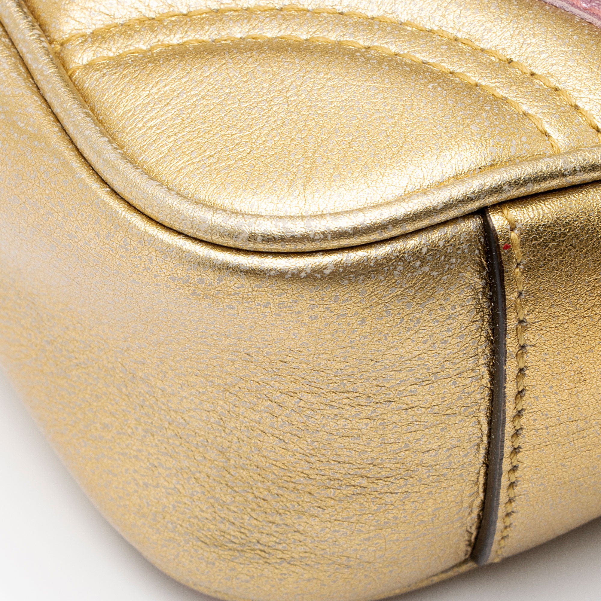 Gucci Metallic Matelasse Leather GG Marmont Mini Flap Shoulder Bag (SHF-6l0XWs)