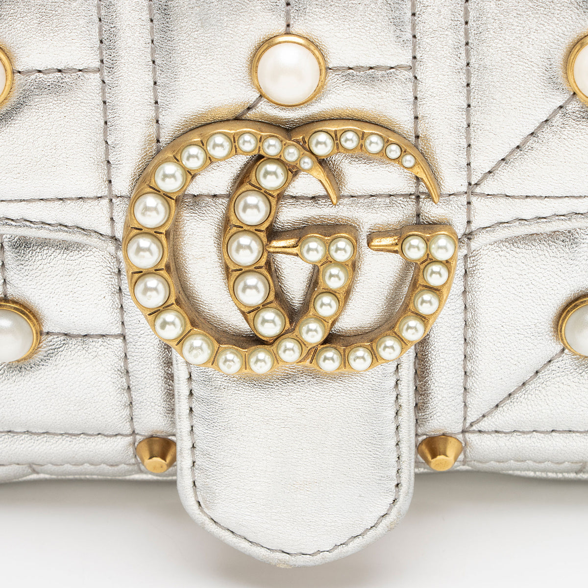 Gucci Metallic Matelasse Leather Pearl GG Marmont Small Flap Bag