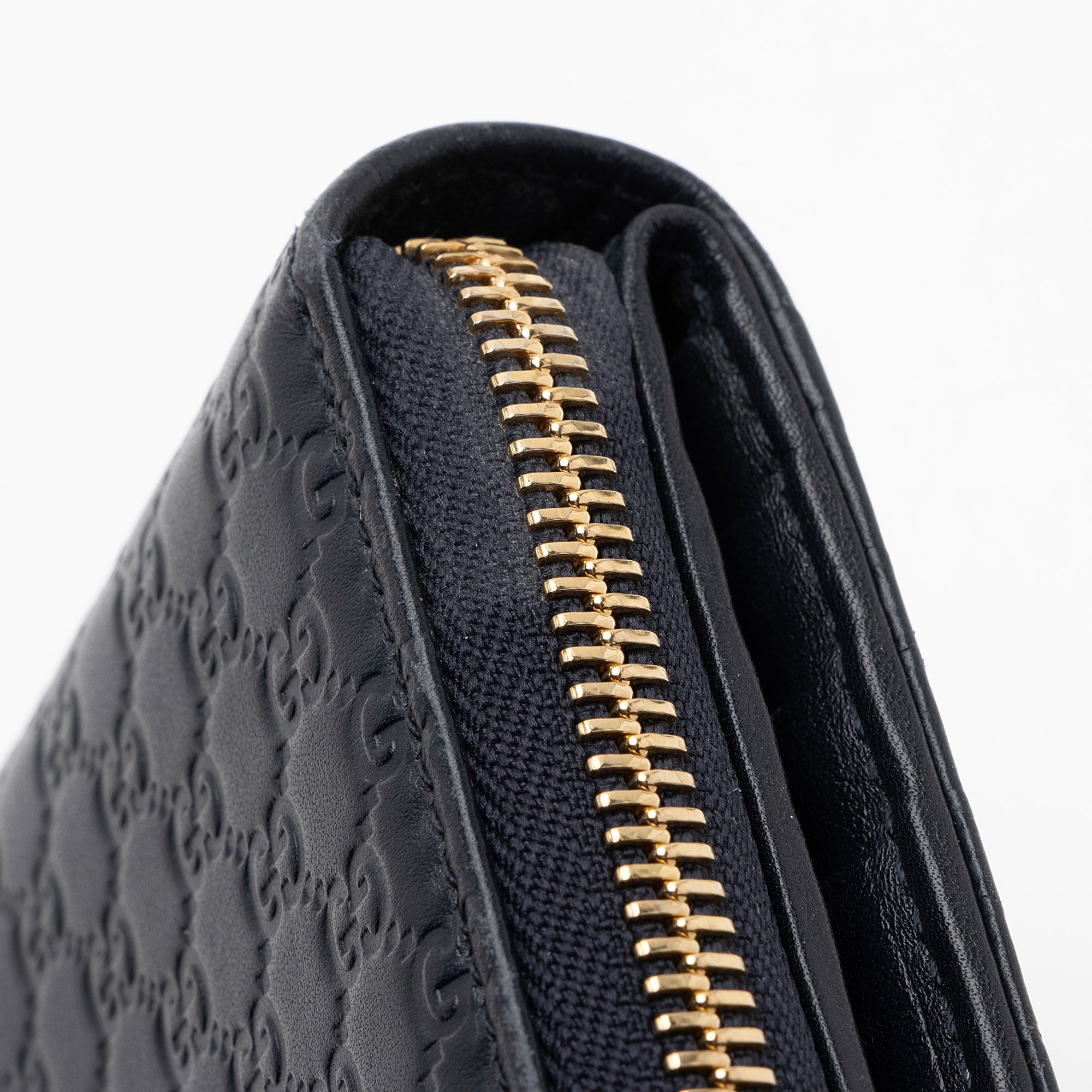 Gucci Microguccissima Leather Compact Zip Around Wallet (SHF-0RgGLi)