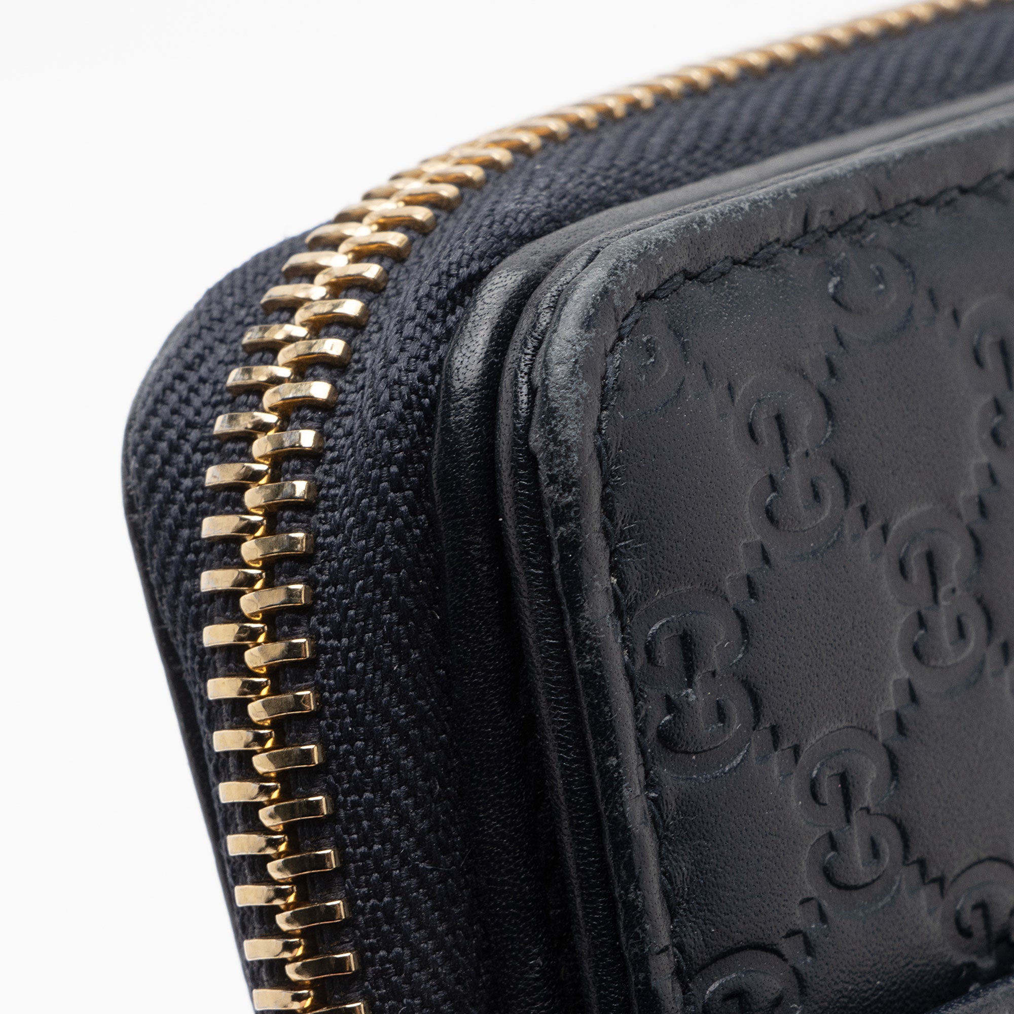 Gucci Microguccissima Leather Compact Zip Around Wallet (SHF-0RgGLi)