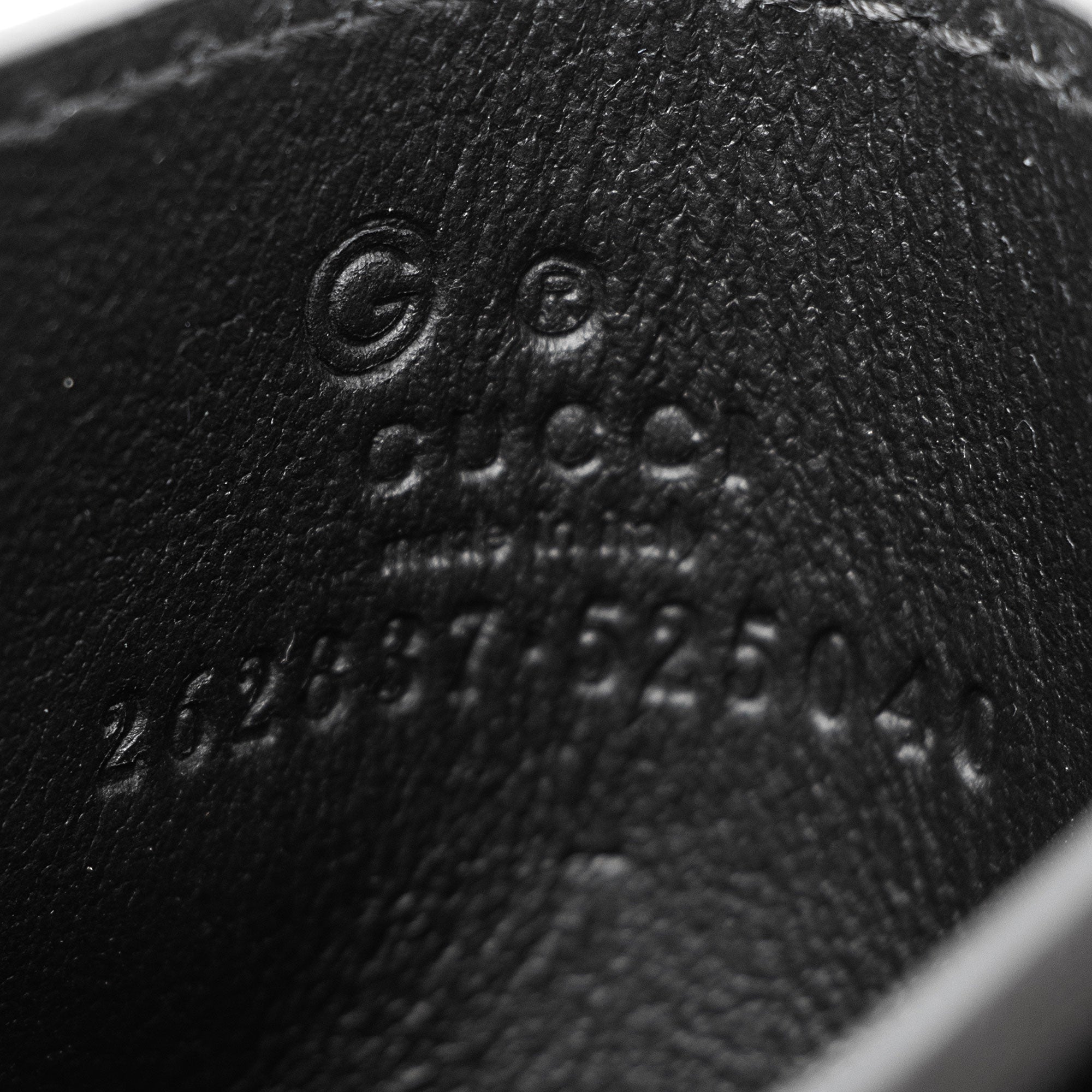 Gucci Microguccissima Leather Signature Card Case