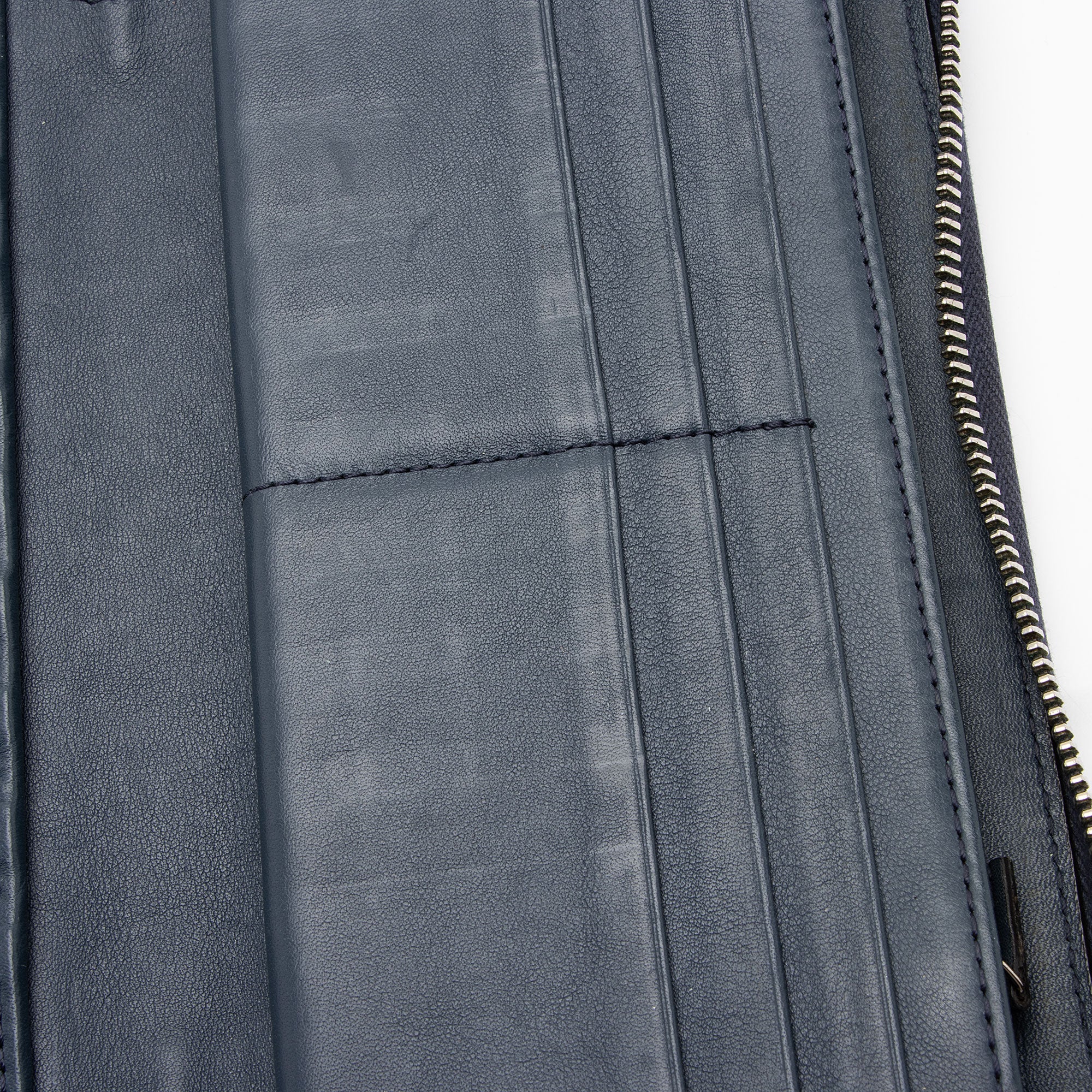 Gucci Microguccissima Leather Zip Around Large Organizer Wallet (SHF-YRyip2)