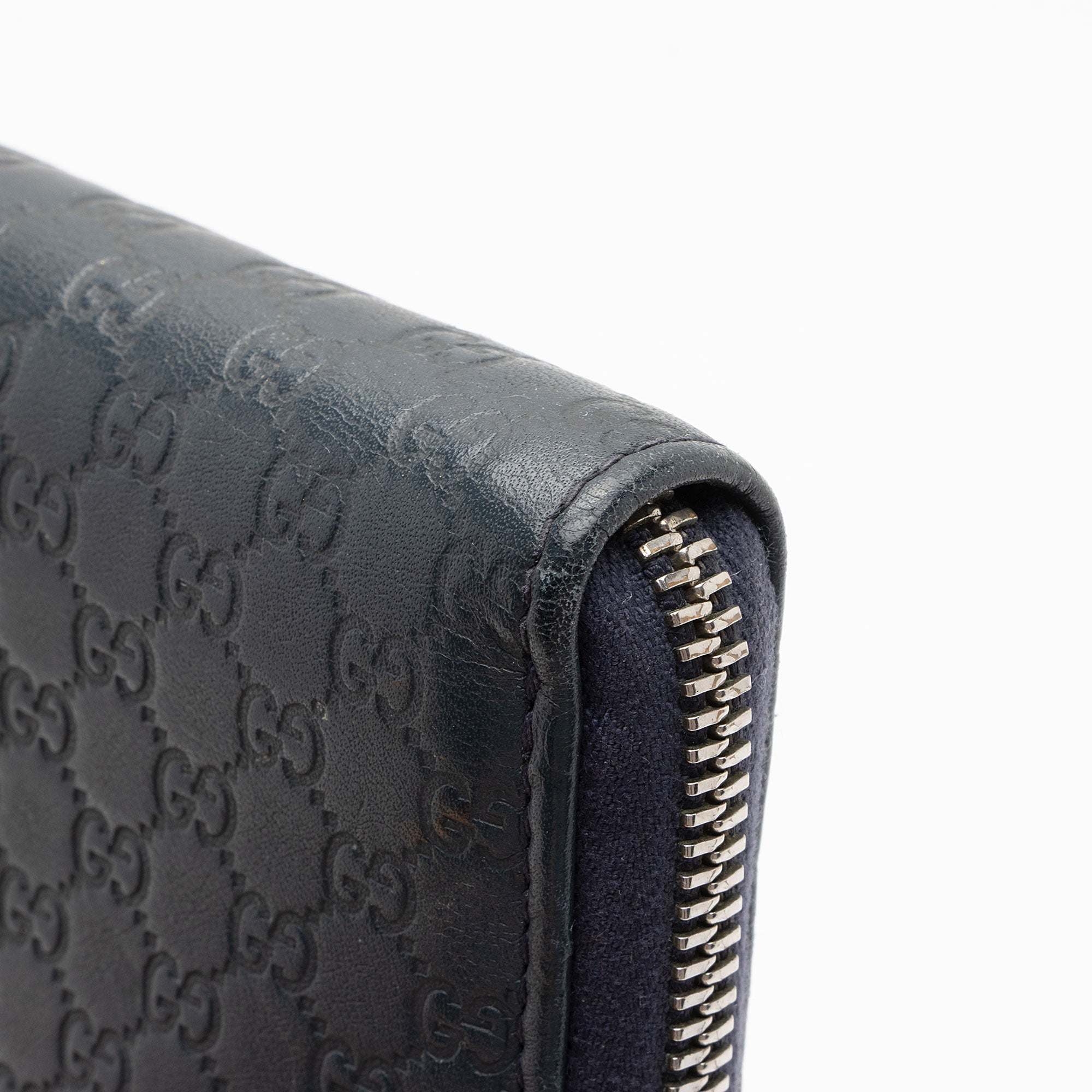 Gucci Microguccissima Leather Zip Around Large Organizer Wallet (SHF-YRyip2)