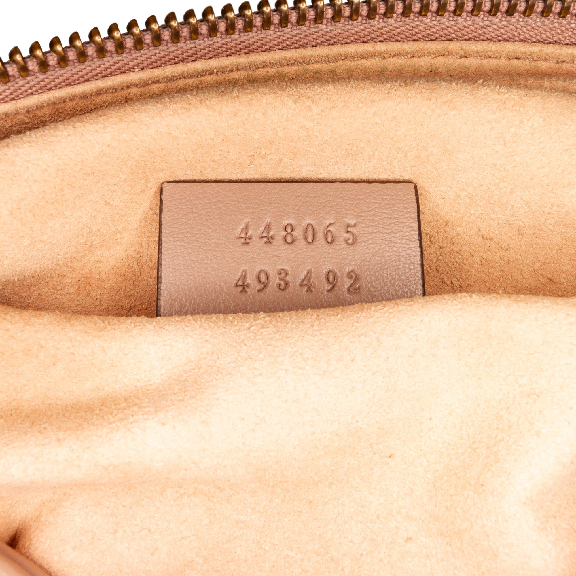 Gucci Mini GG Marmont Matelasse Crossbody (SHG-r1hvKf)