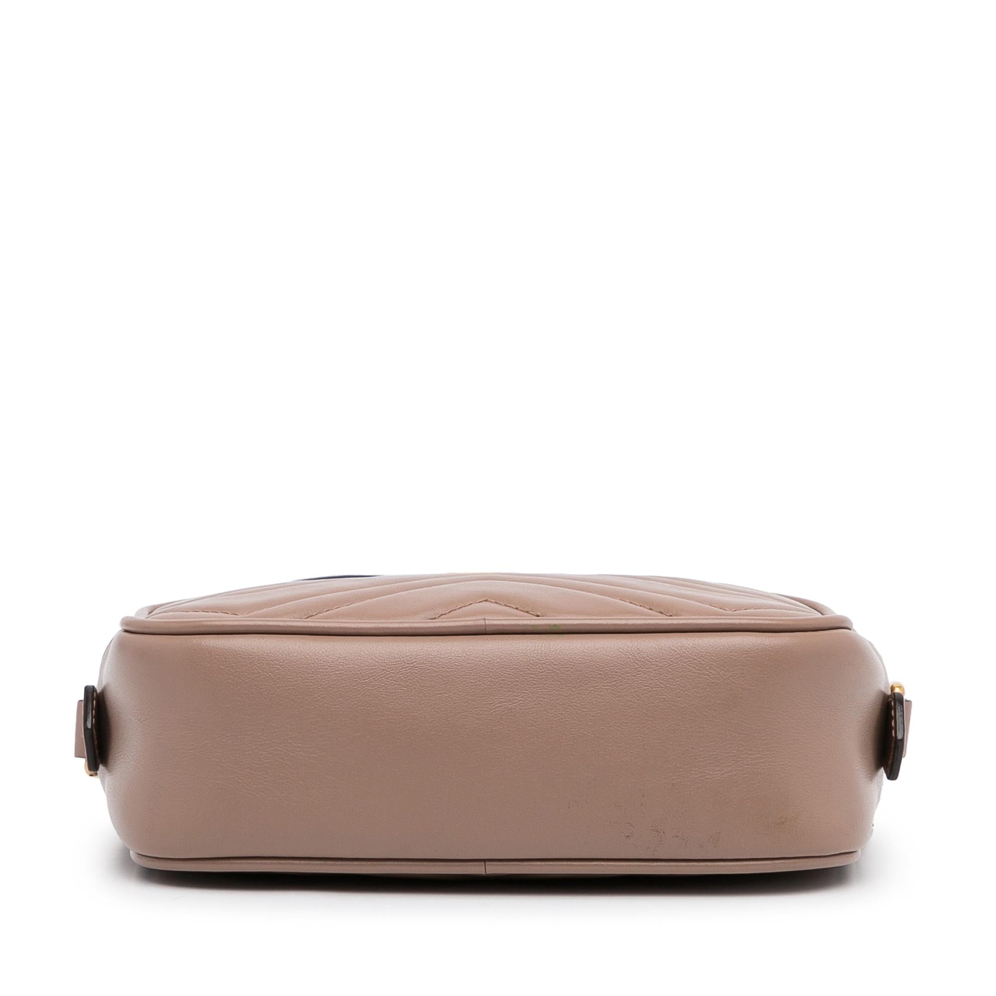 Gucci Mini GG Marmont Matelasse Crossbody (SHG-r1hvKf)