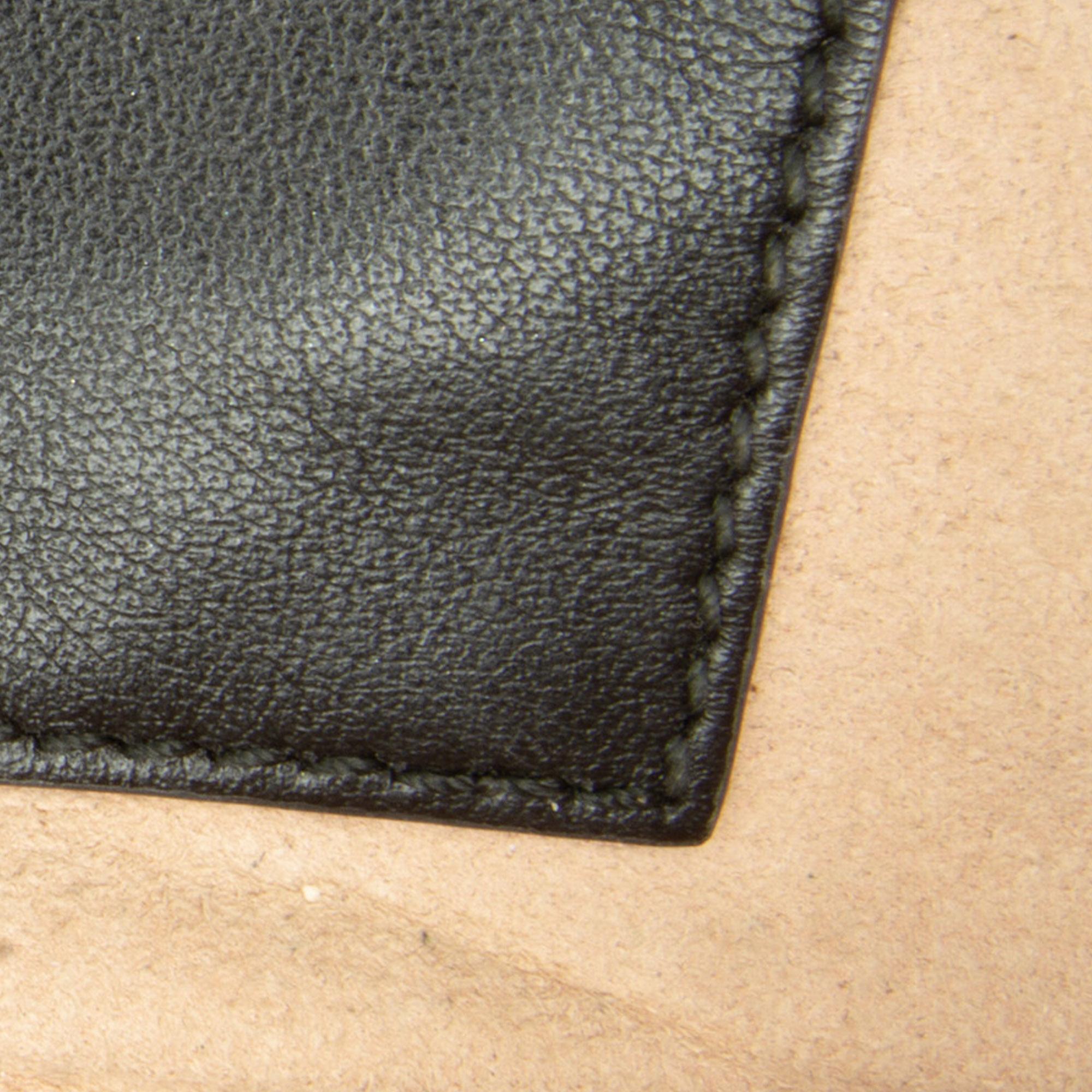 Gucci Mini GG Marmont Triple-Zip Crossbody Bag (SHG-dnjgun)