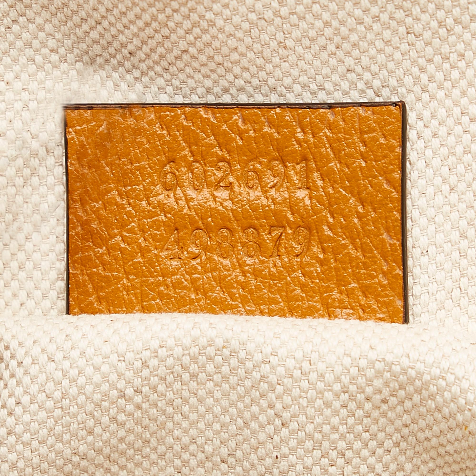 Gucci Mini GG Supreme Mickey Mouse Bucket Bag (SHG-36132)