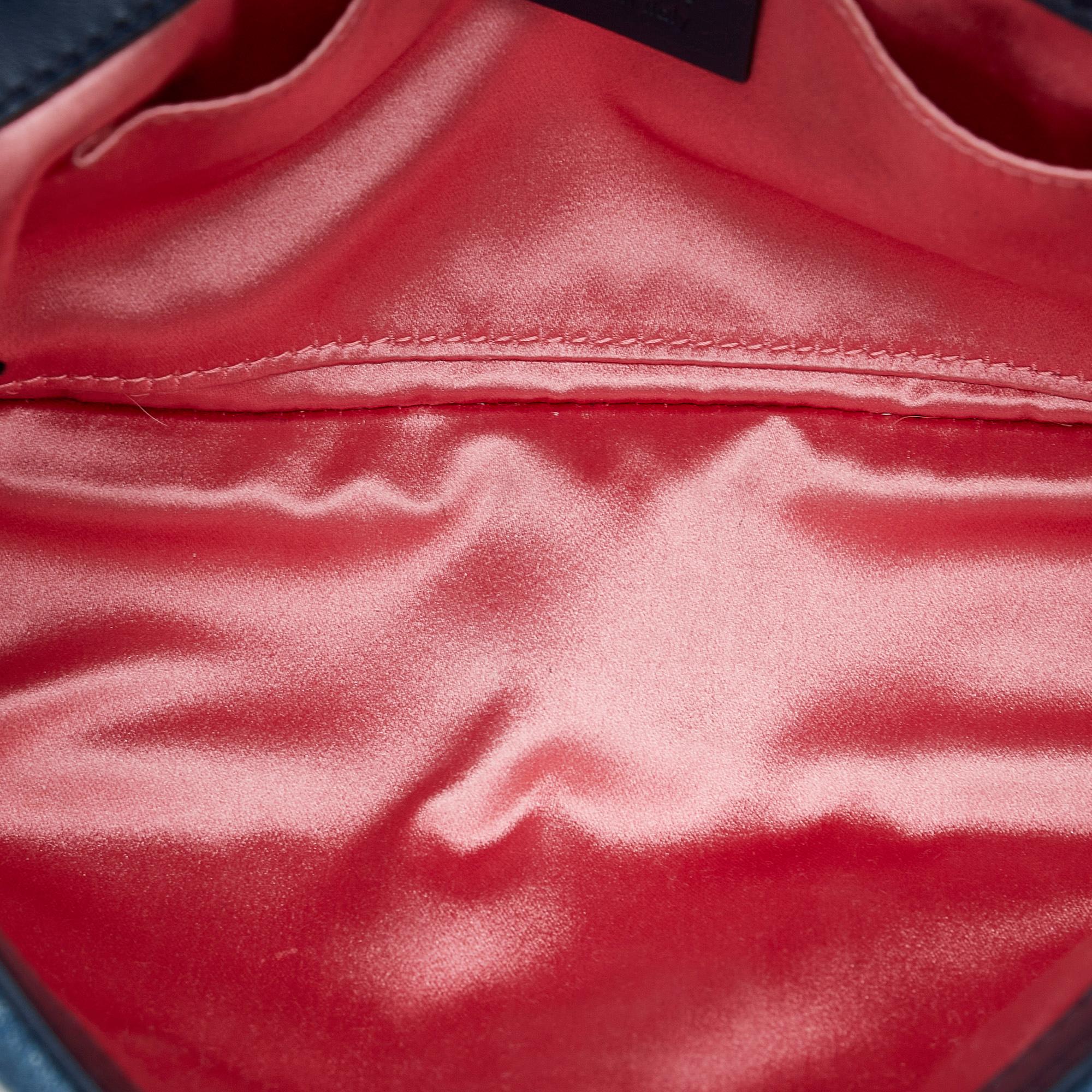 Gucci Mini Pearly GG Marmont Matelasse Shoulder Bag (SHG-MEWHwS)