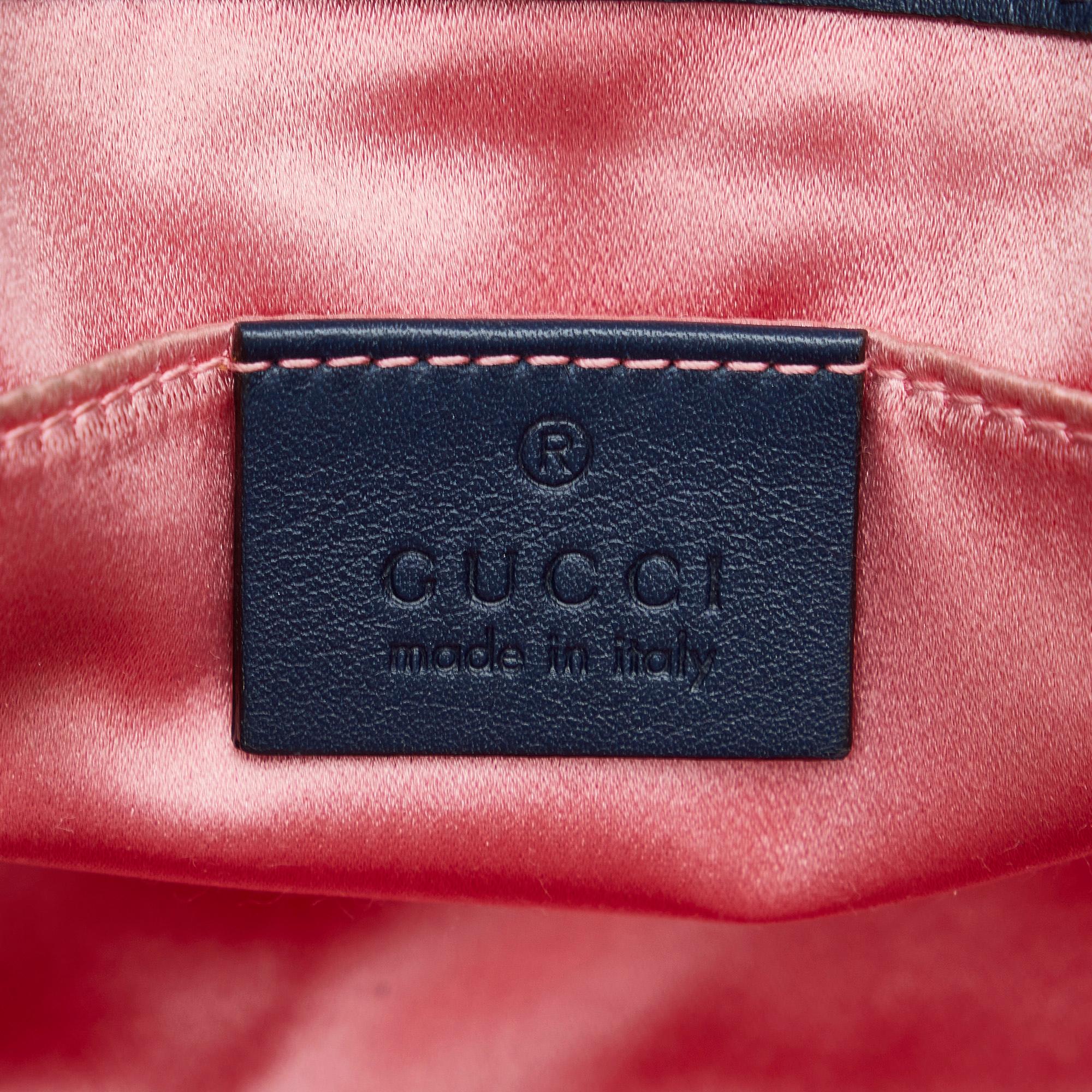 Gucci Mini Pearly GG Marmont Matelasse Shoulder Bag (SHG-MEWHwS)