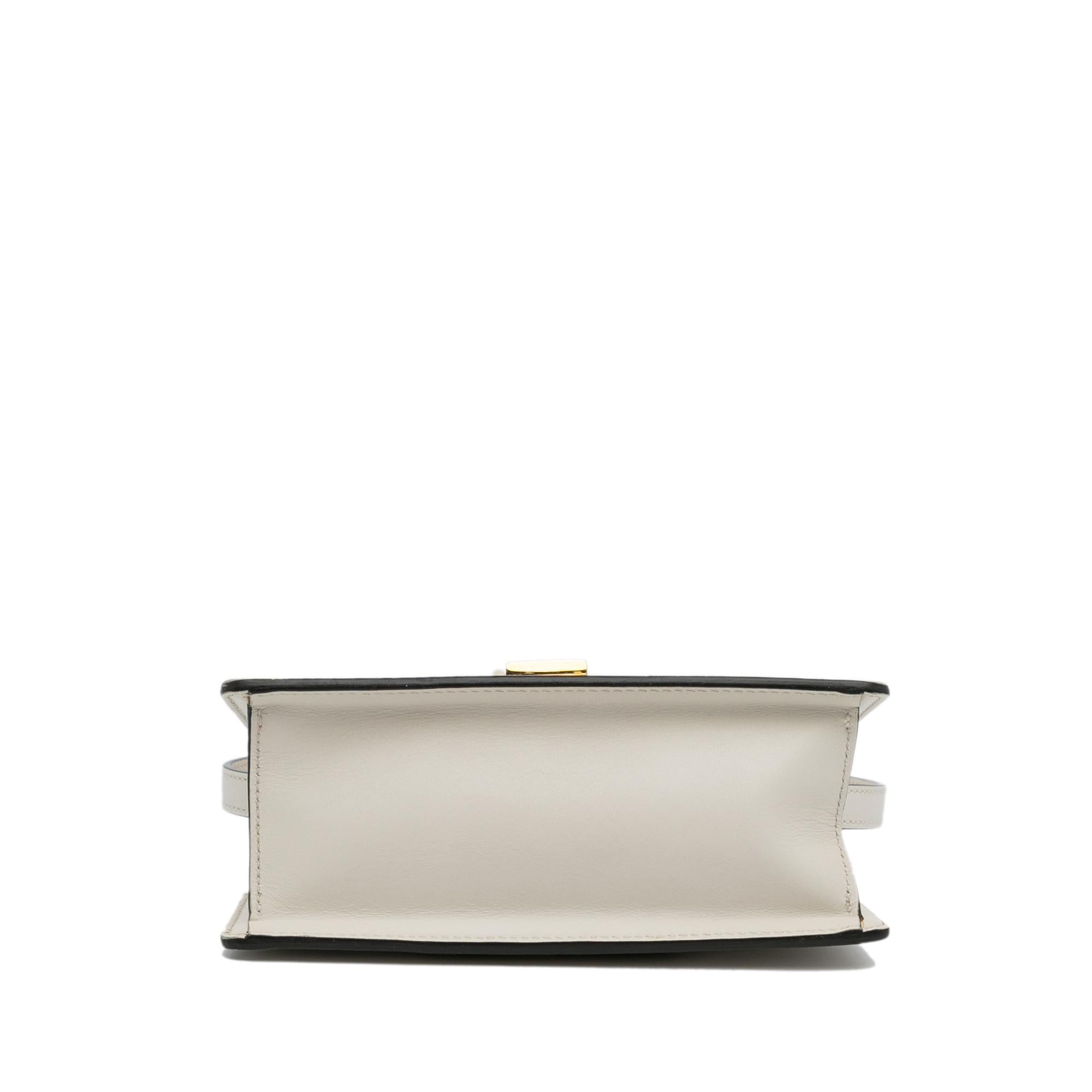 Gucci Mini Sylvie Satchel (SHG-fpc7UW)